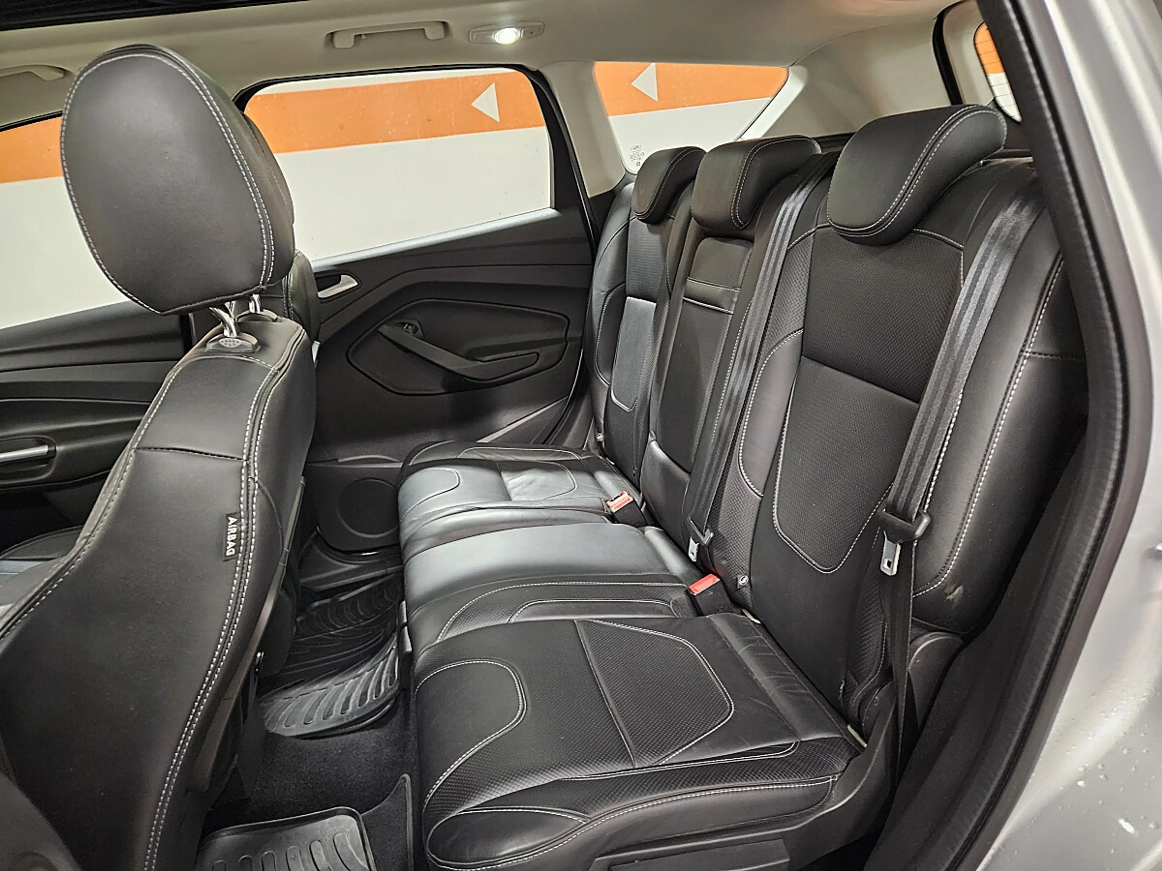 Ford Kuga 2,0 TDCi Titanium S 4x4 Aut. — photo 15
