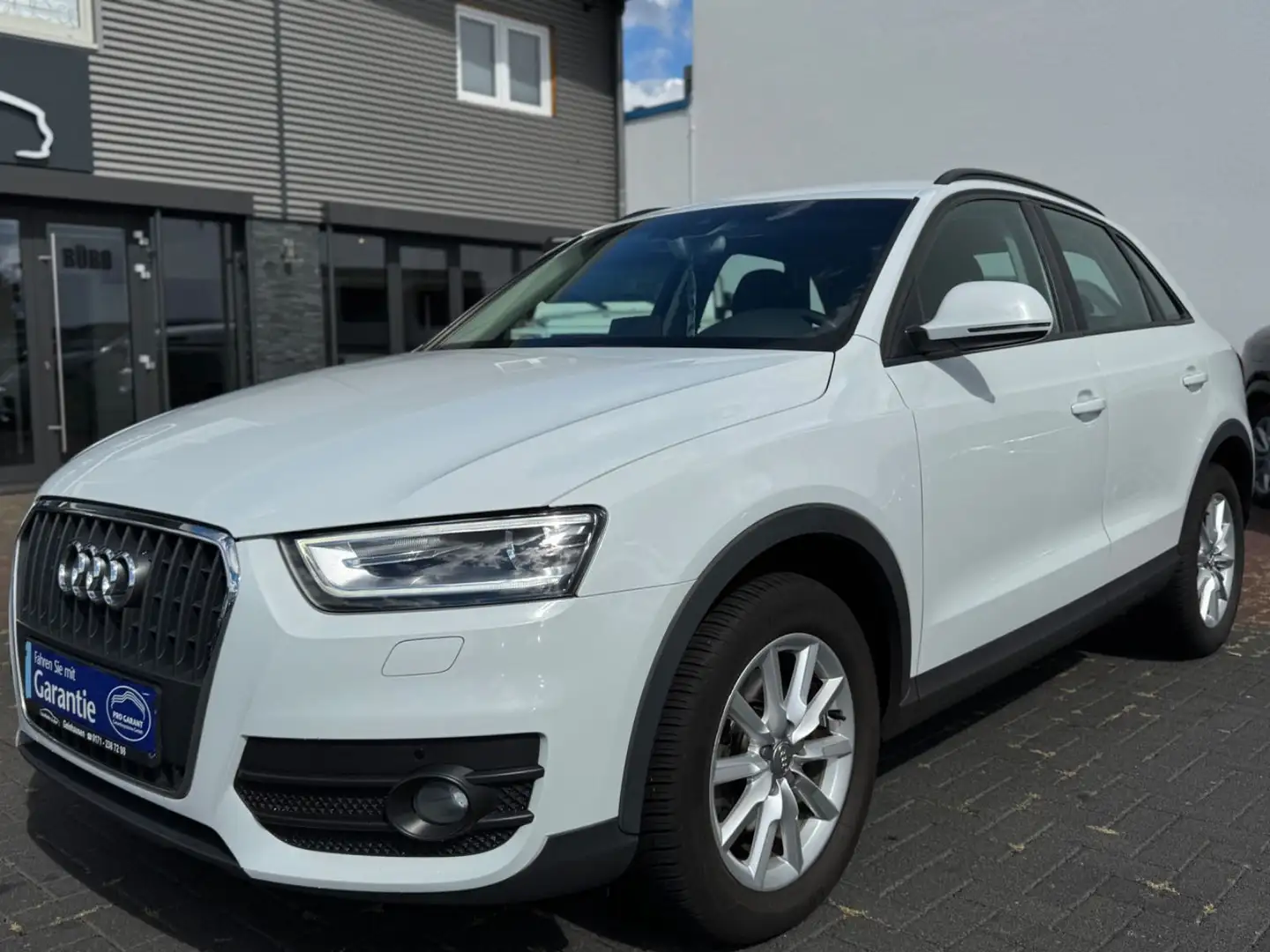 Audi Q3 2.0 TDI *1. Hand *Spurhalte. *Totwinkel. Blanc - 1