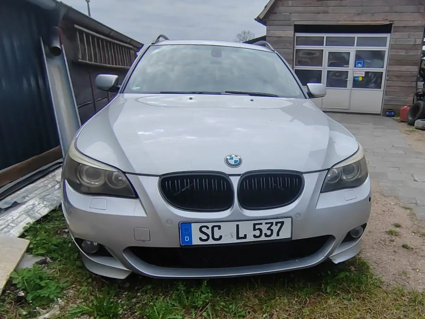 BMW 530 530xd Touring - 1