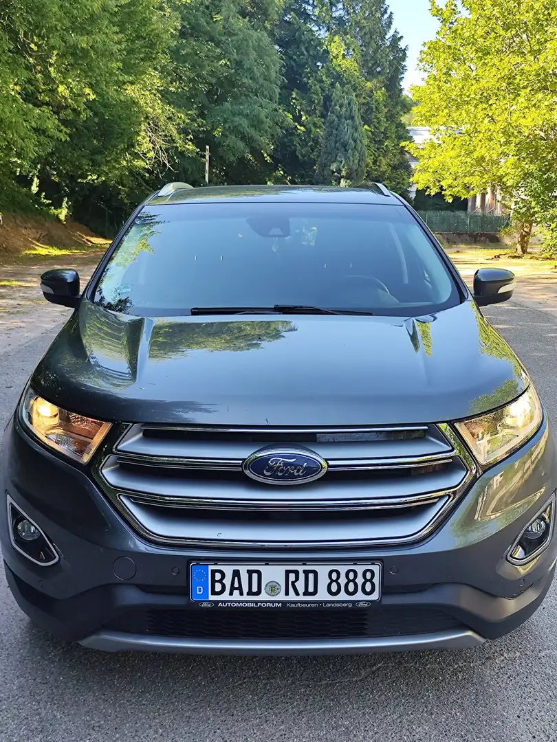 Ford Edge 2.0 TDCi 4x4 Titanium - 2