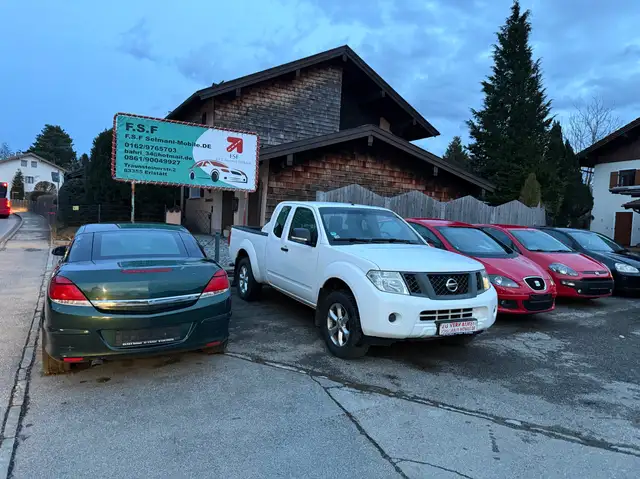 Nissan Navara King Cab XE 4X4 TÜV 10.2027