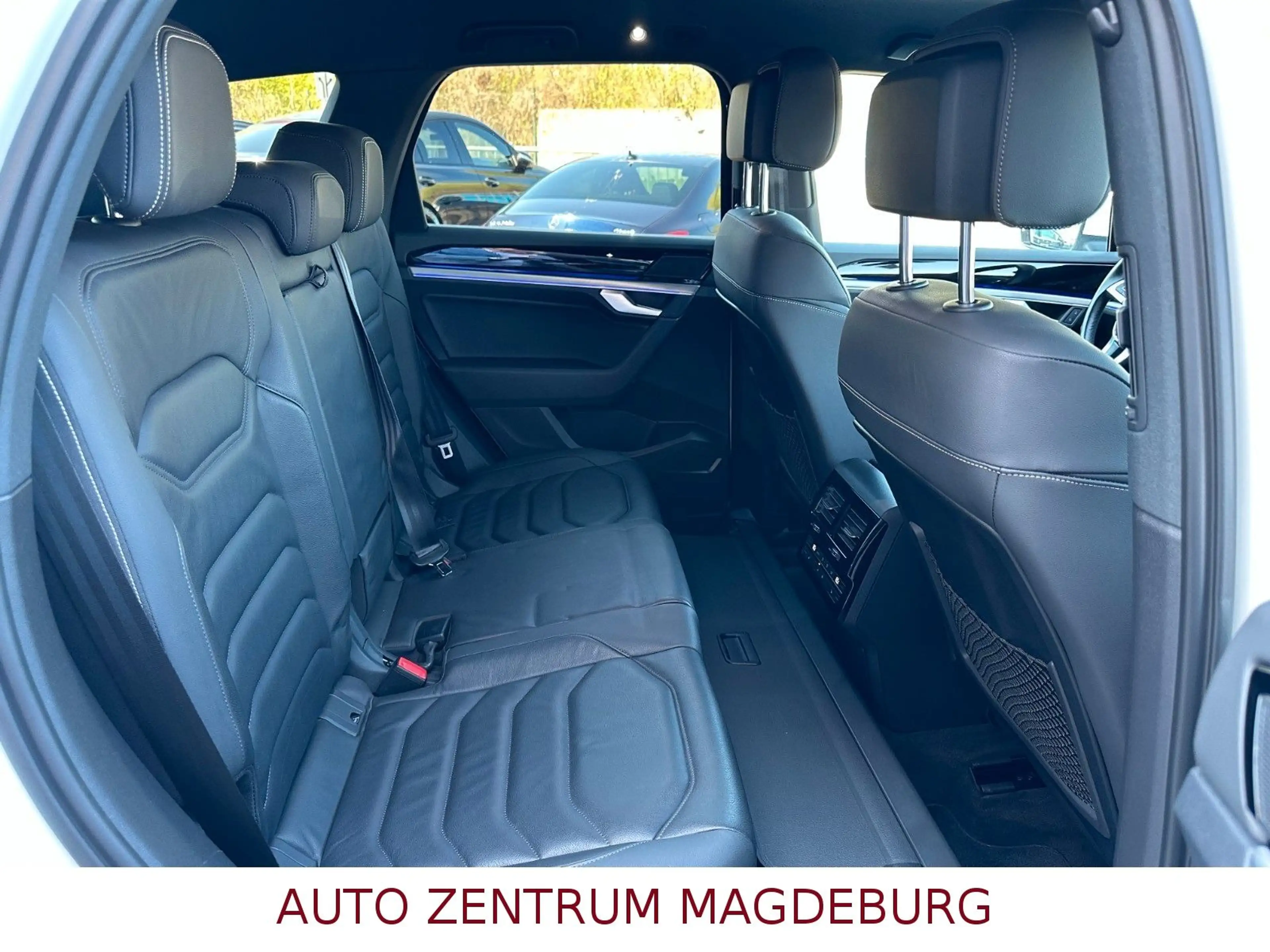 Volkswagen Touareg Drive Elegance 4Motion*LED*STHZG*AUTOM.* — photo 11
