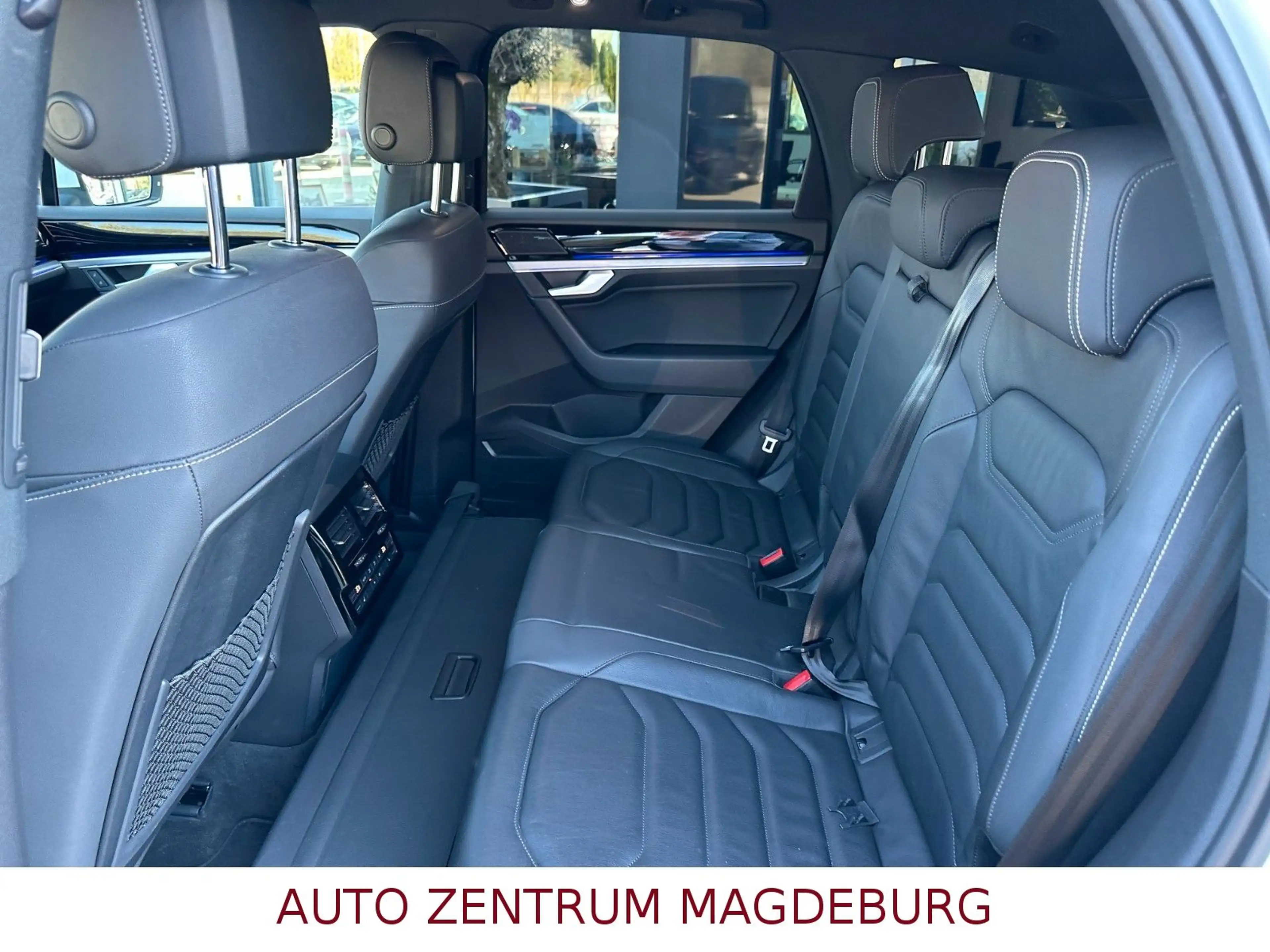 Volkswagen Touareg Drive Elegance 4Motion*LED*STHZG*AUTOM.* — photo 13