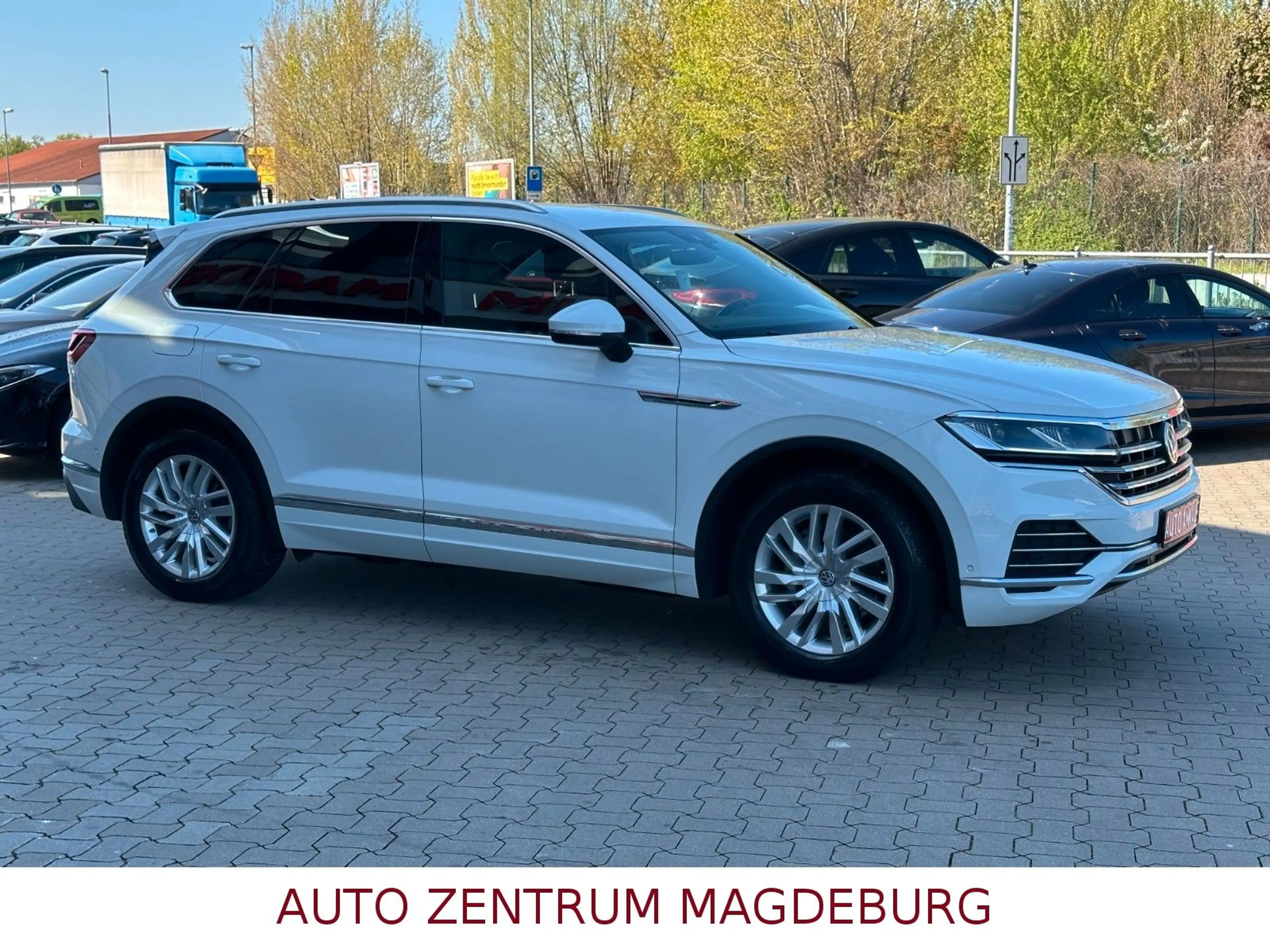 Volkswagen Touareg Drive Elegance 4Motion*LED*STHZG*AUTOM.* — photo 5