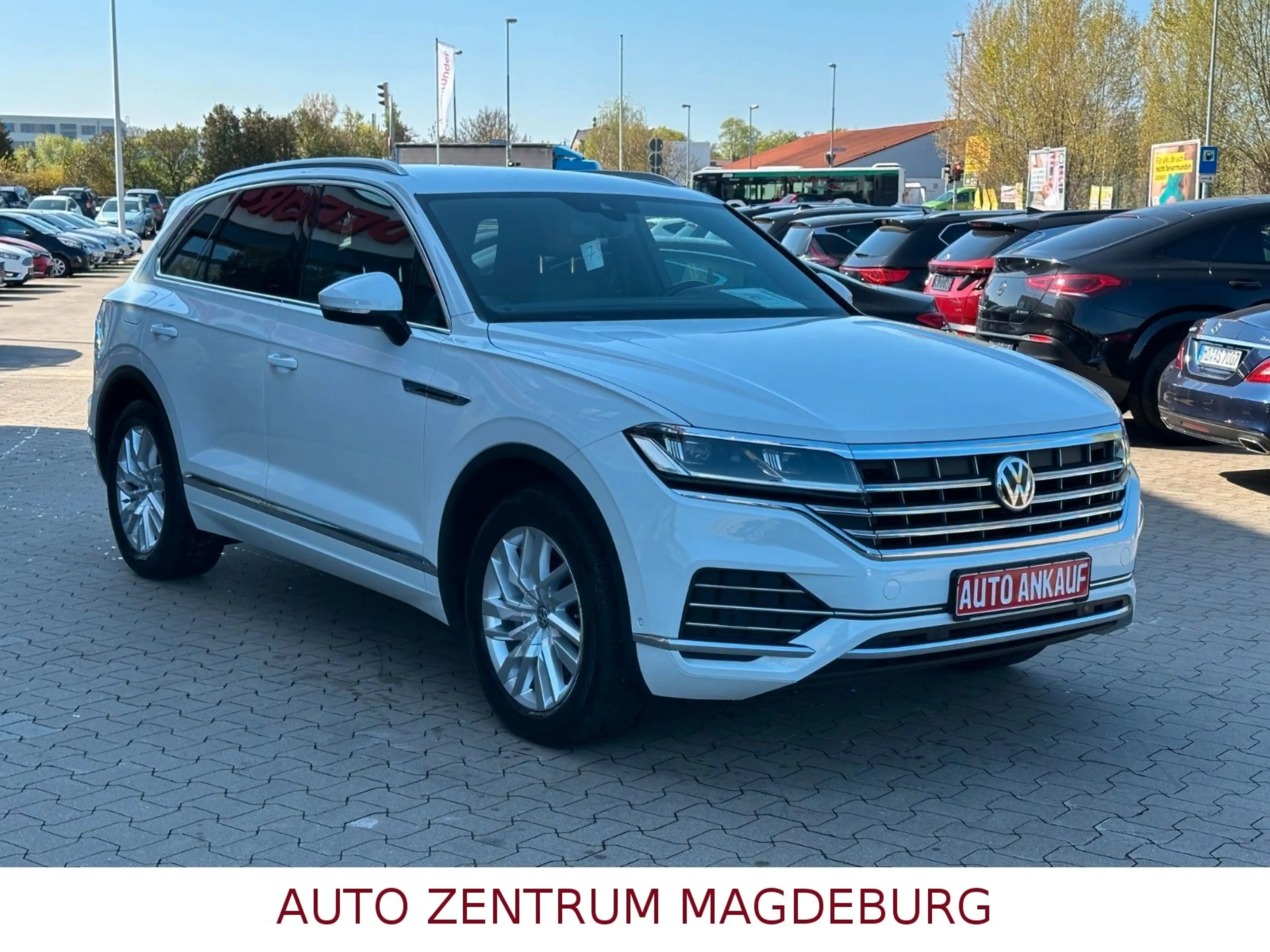 Volkswagen Touareg Drive Elegance 4Motion*LED*STHZG*AUTOM.* — photo 4