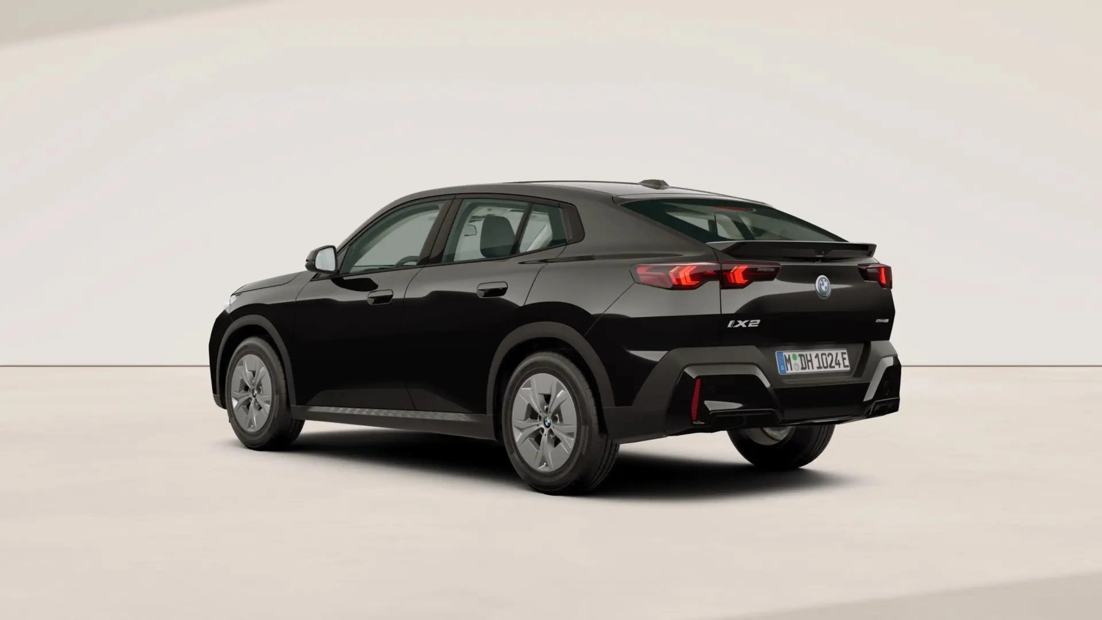 BMW iX2 eDrive20 1 x VERFÜGBAR 18"LM+NAVI+KAMERA+SI.HEIZU — photo 6