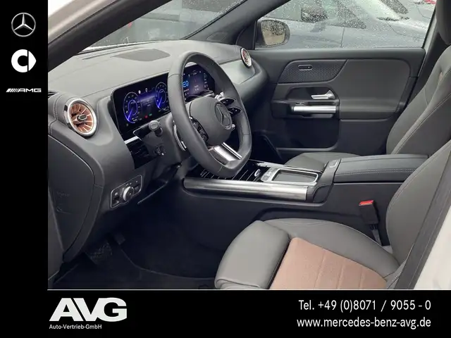 Mercedes-Benz Eqa view 8