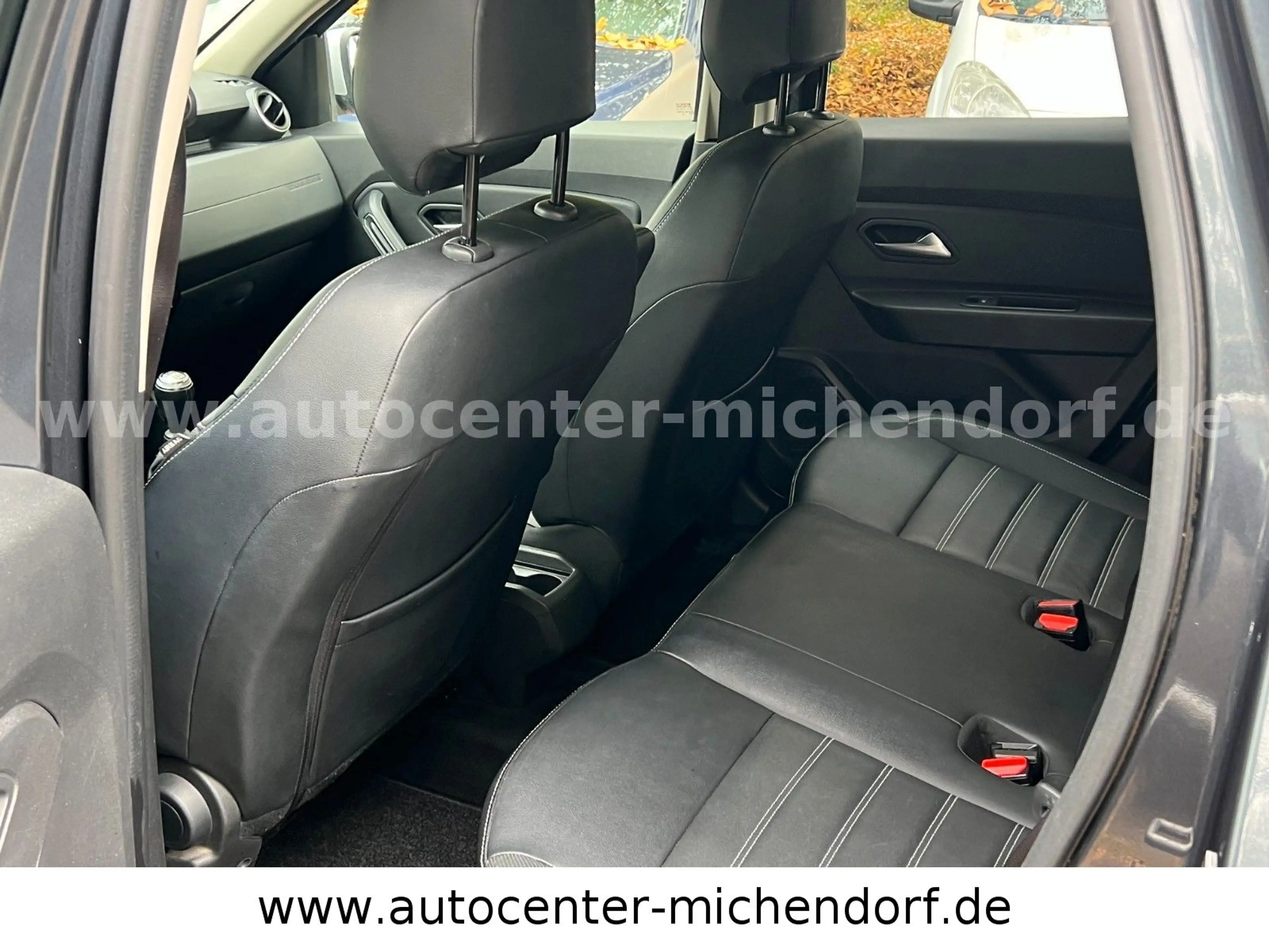 Dacia Duster II Prestige*Tüv Neu*1.Hand — photo 13