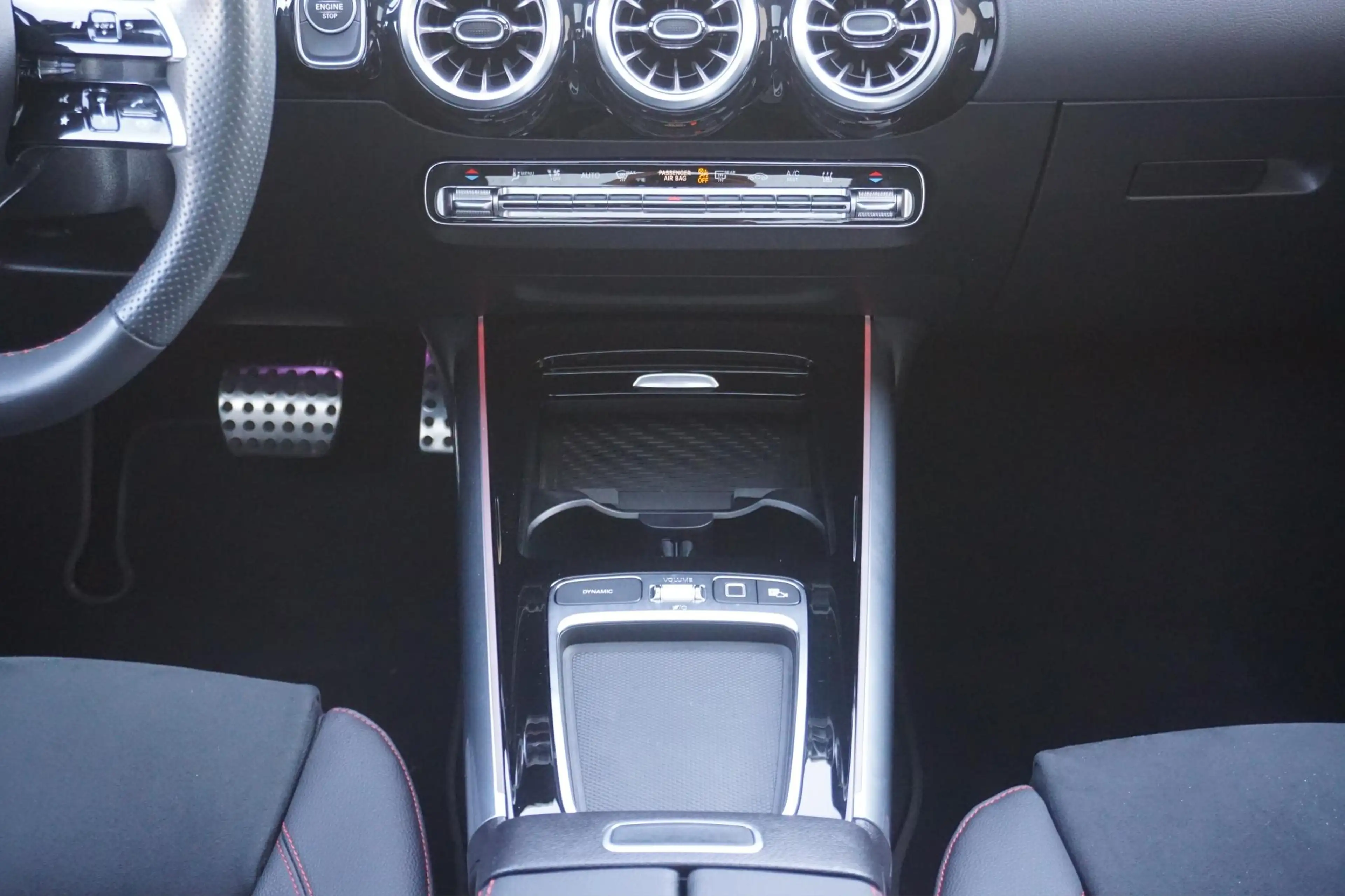 Mercedes-Benz B 250 e Business Solution AMG — photo 14