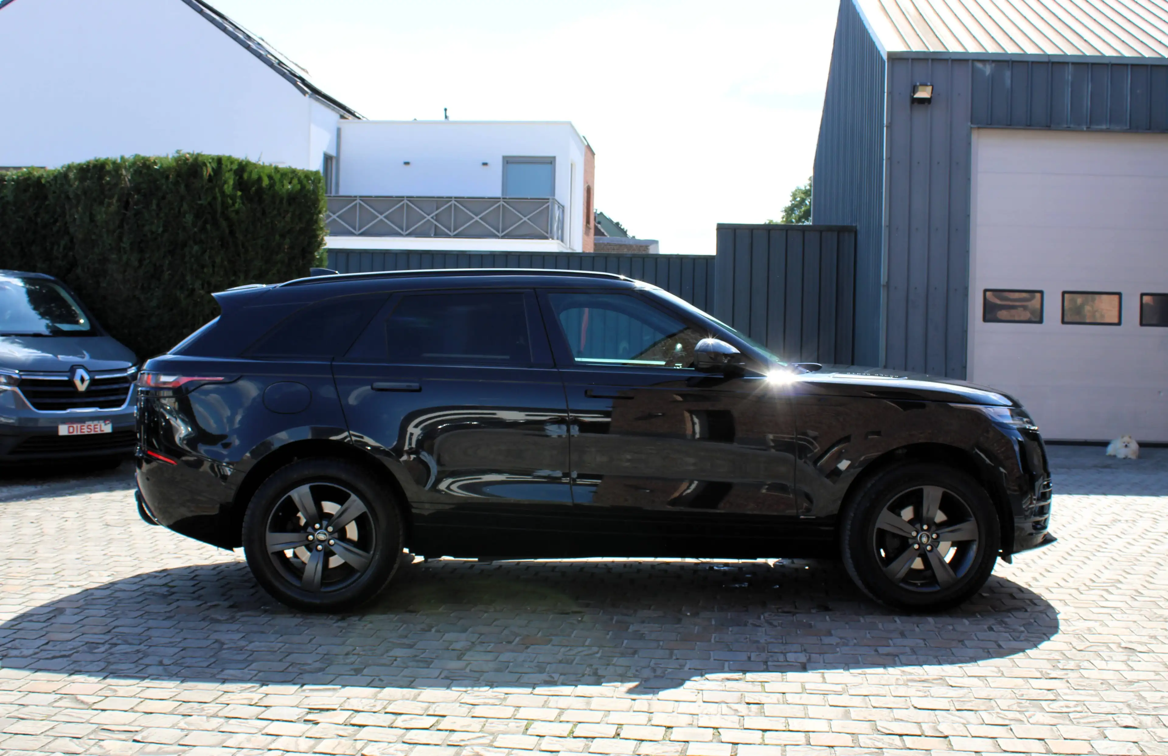 Land Rover Range Rover Velar 2.0 R-Dynamic S — photo 6