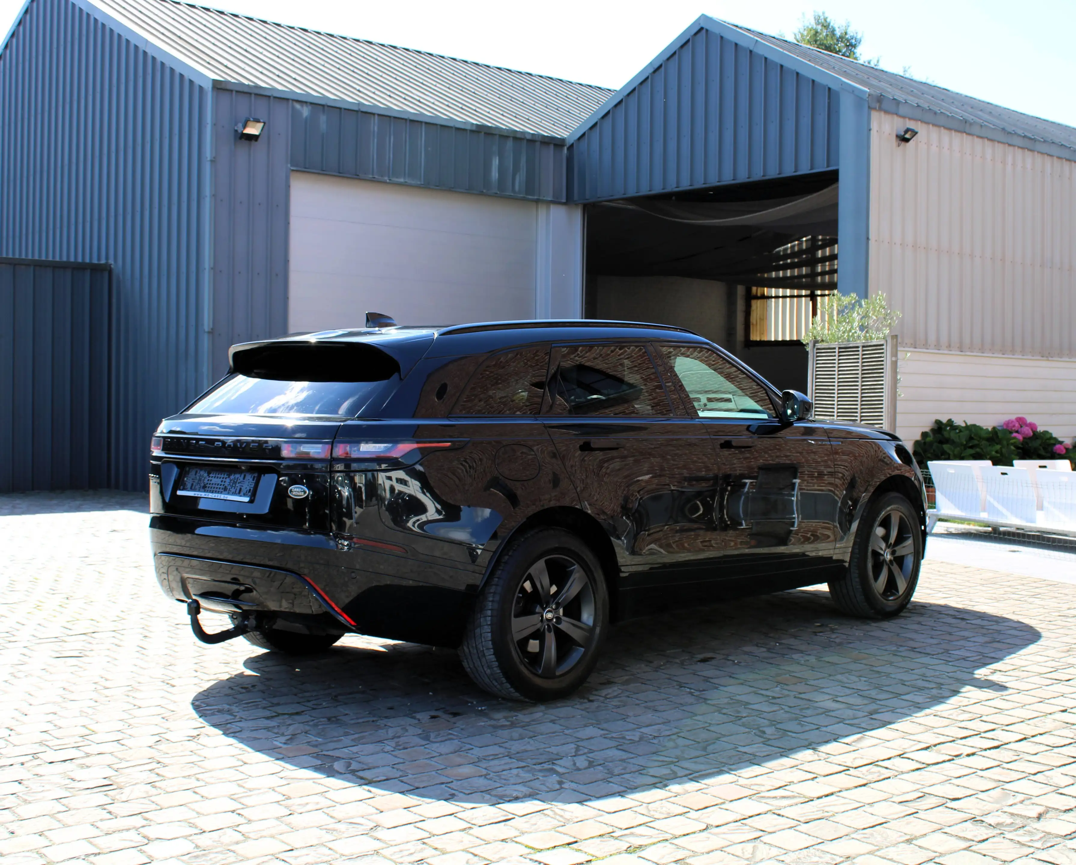 Land Rover Range Rover Velar 2.0 R-Dynamic S — photo 7