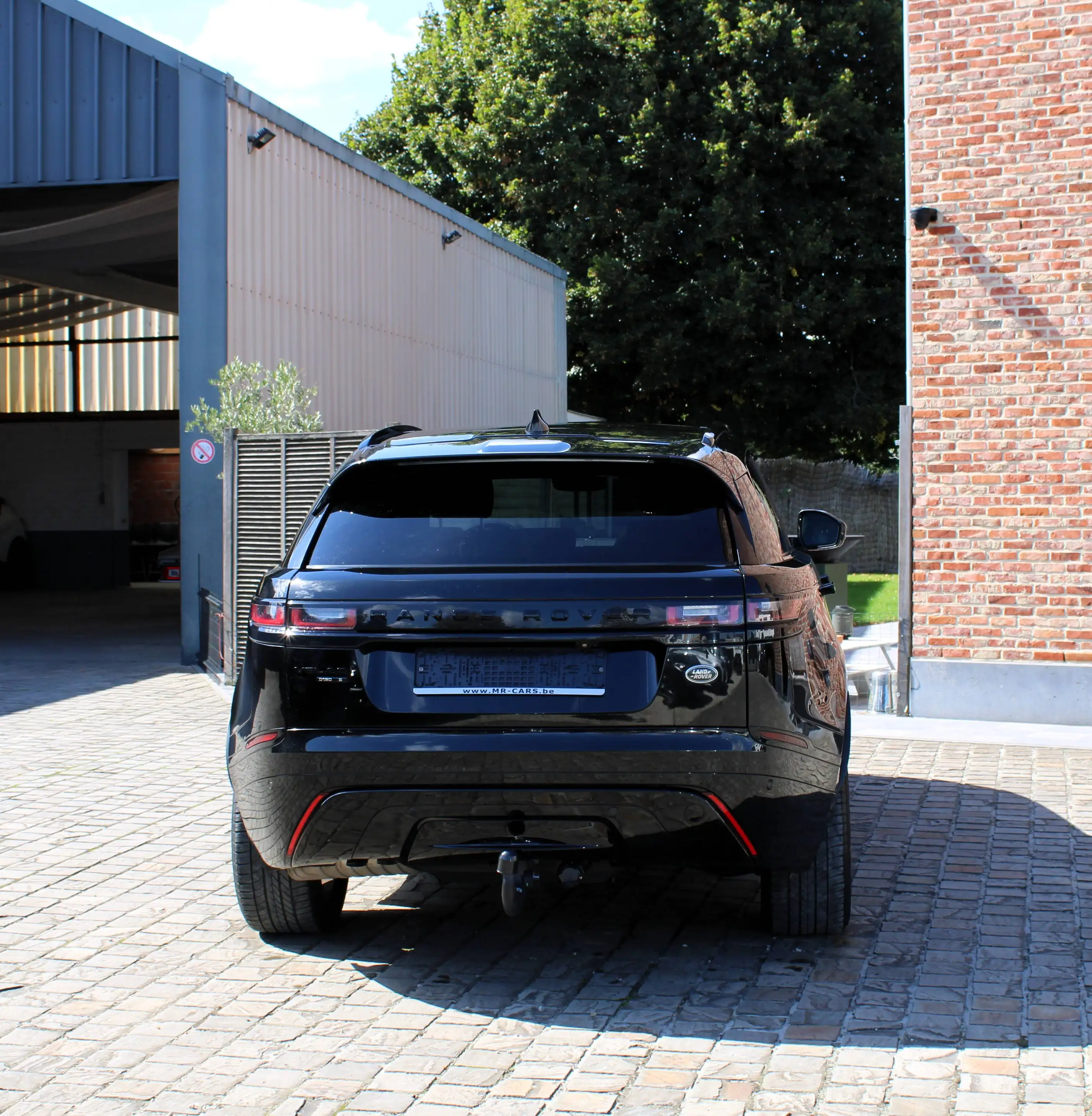 Land Rover Range Rover Velar 2.0 R-Dynamic S — photo 8