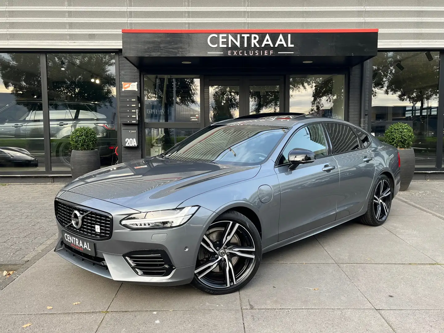 Volvo S90 2.0 T8 AWD Polestar|Schuifdak|Bowers&Wilkins|Head- Gris - 1