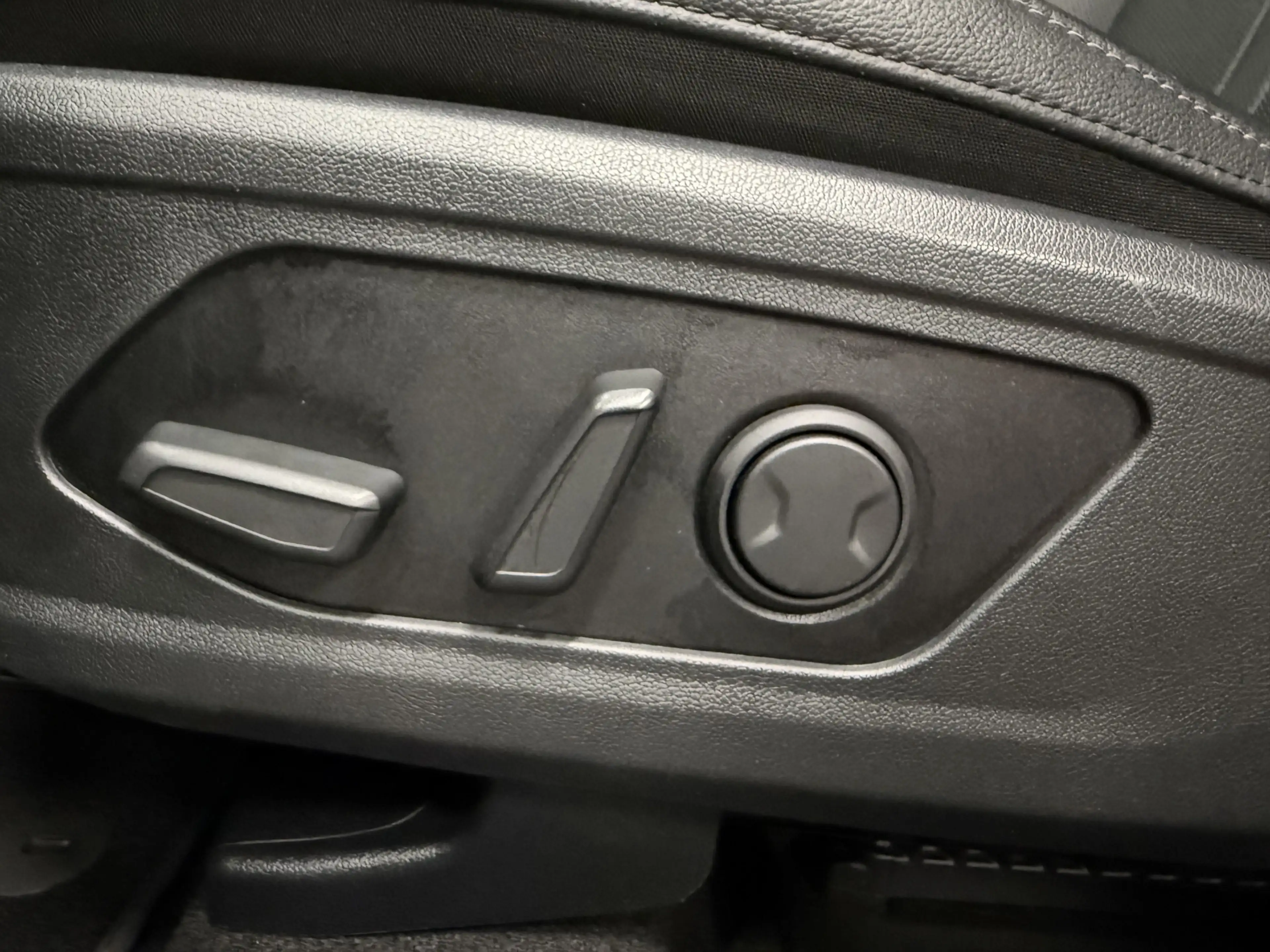 Kia Sorento 1.6 T-GDI Plug-in Hybrid 4WD ExecutiveLine 46DKM/P — photo 40