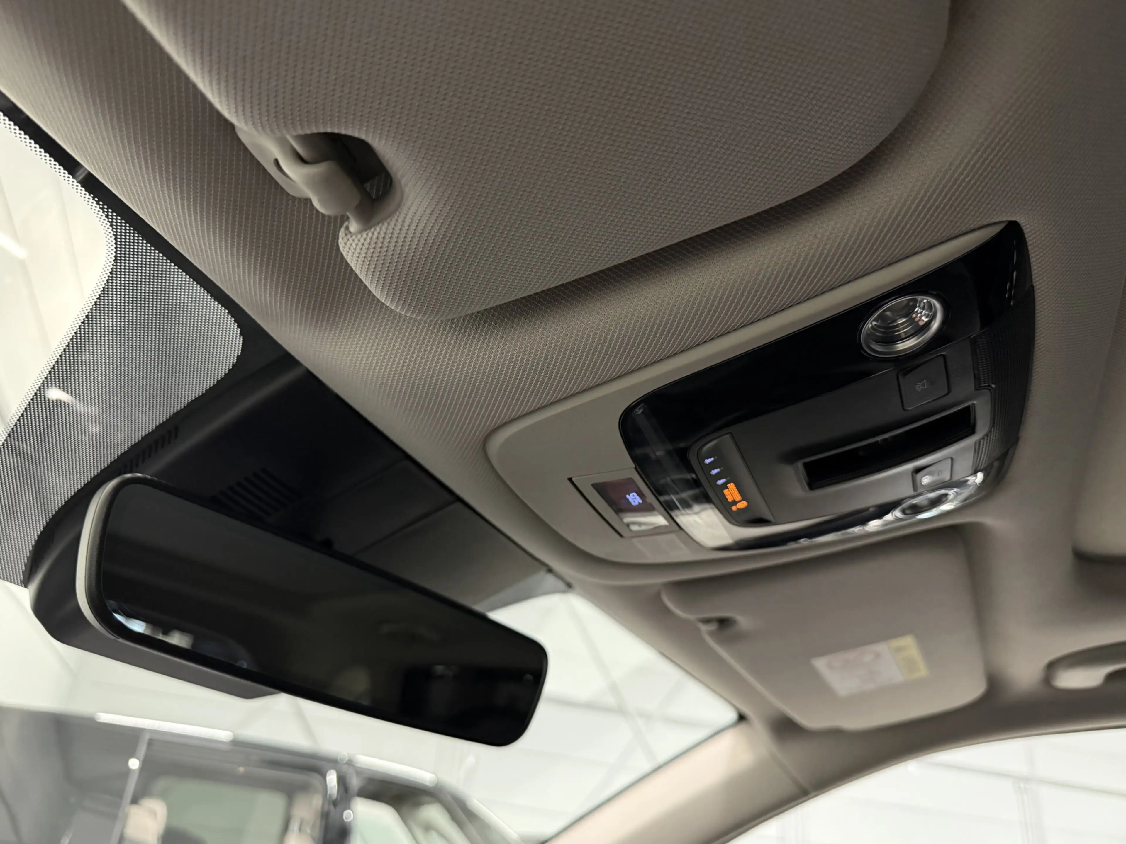 Kia Sorento 1.6 T-GDI Plug-in Hybrid 4WD ExecutiveLine 46DKM/P — photo 37