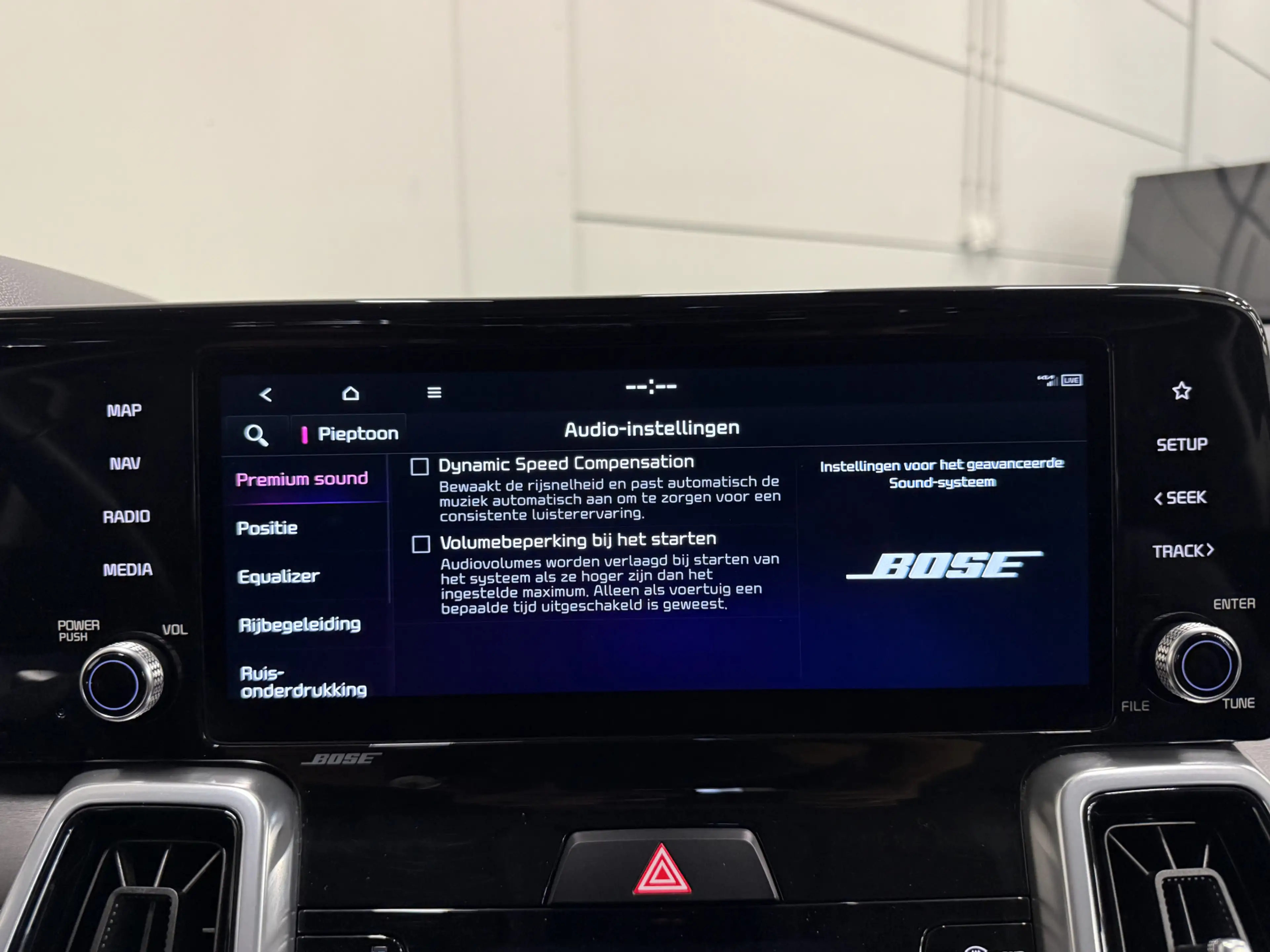 Kia Sorento 1.6 T-GDI Plug-in Hybrid 4WD ExecutiveLine 46DKM/P — photo 28
