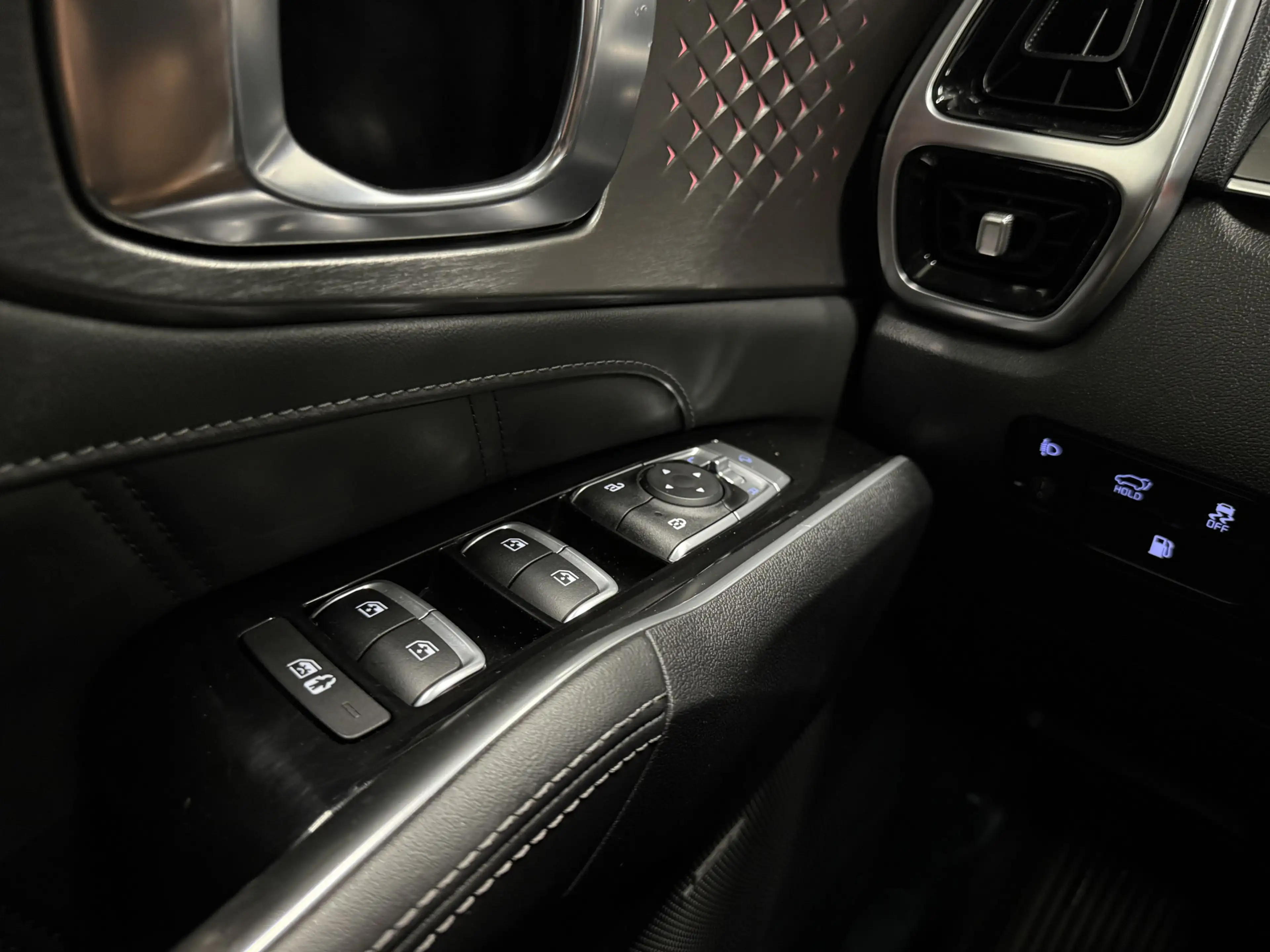 Kia Sorento 1.6 T-GDI Plug-in Hybrid 4WD ExecutiveLine 46DKM/P — photo 33