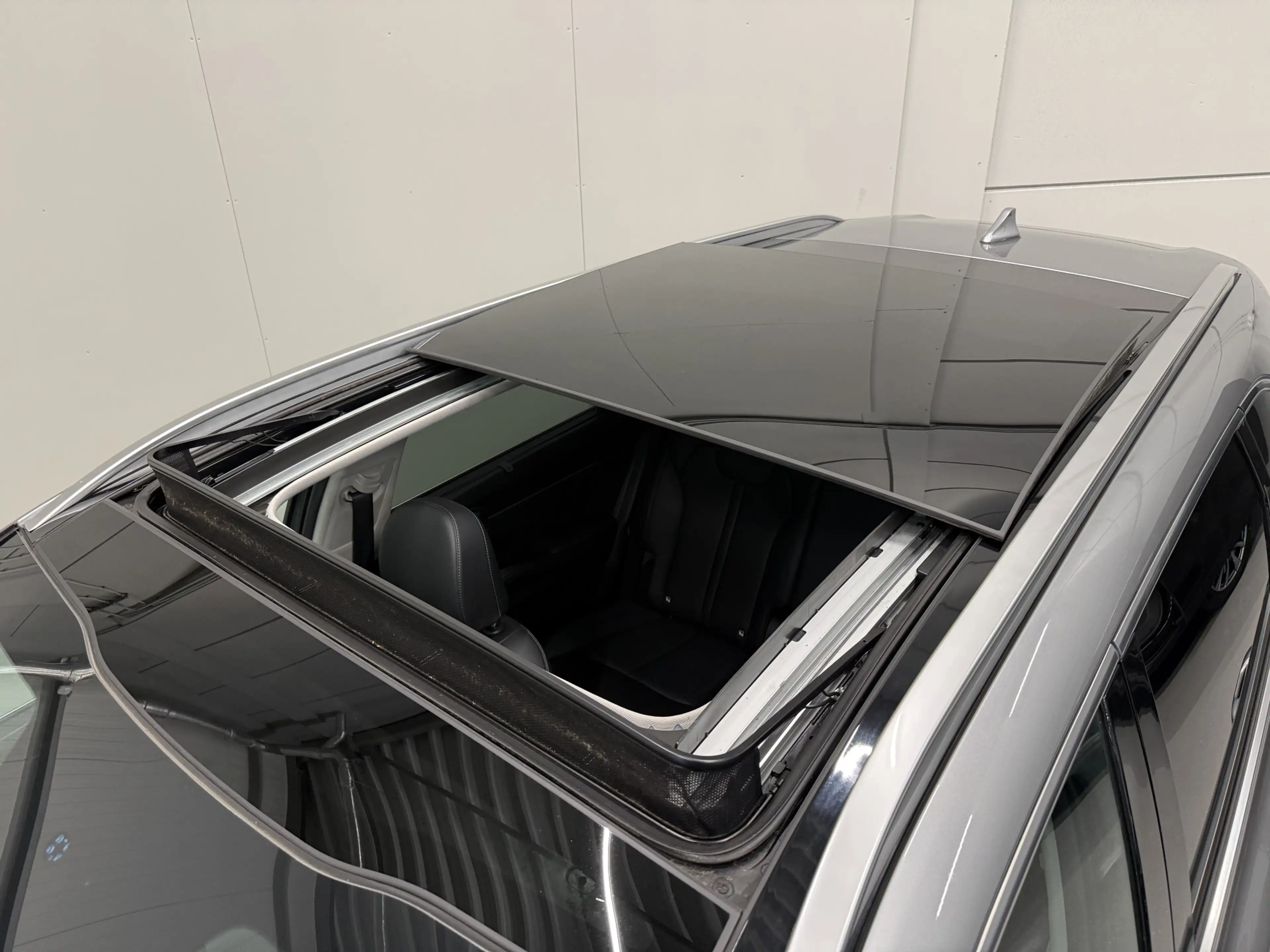 Kia Sorento 1.6 T-GDI Plug-in Hybrid 4WD ExecutiveLine 46DKM/P — photo 3