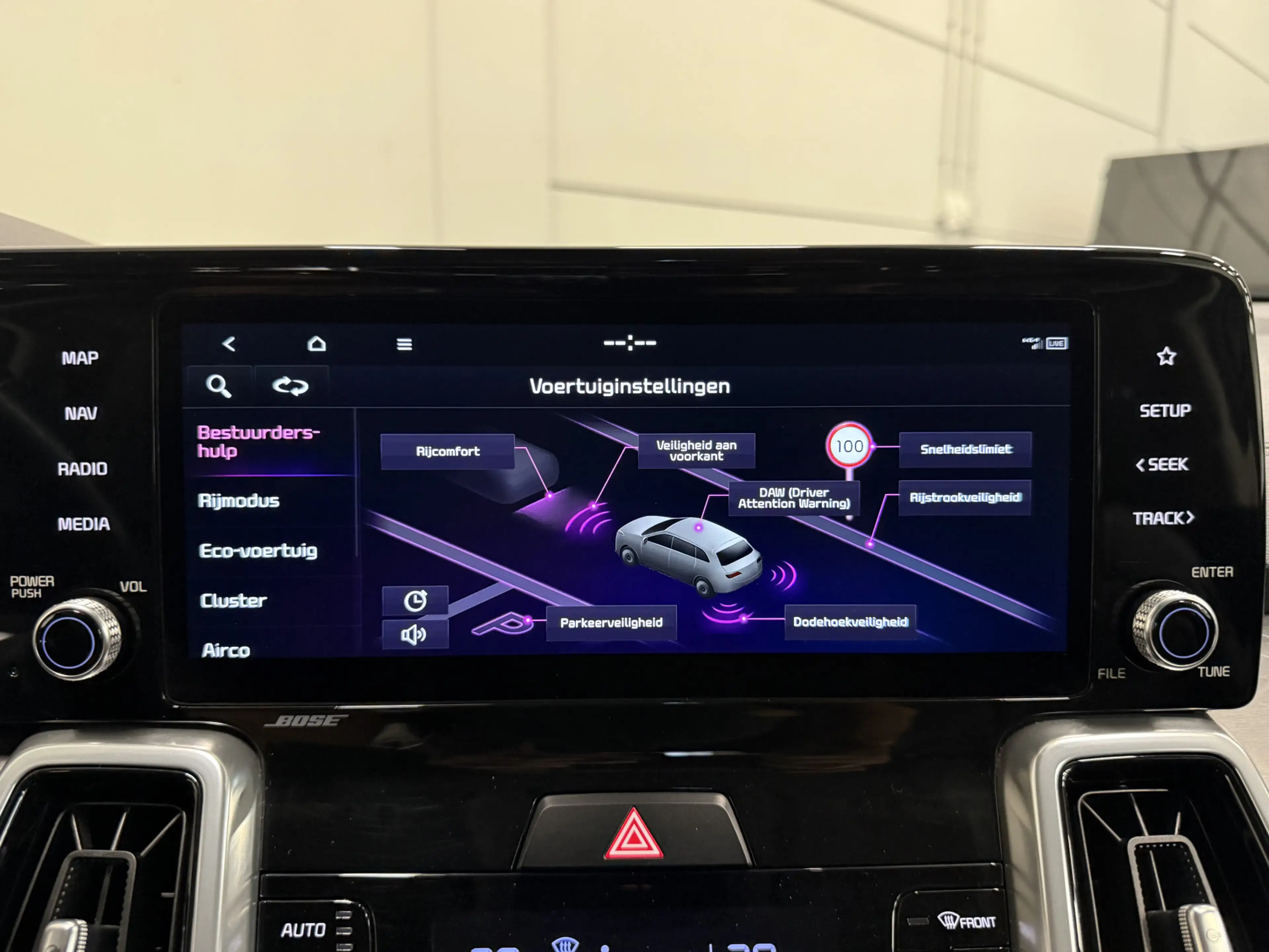 Kia Sorento 1.6 T-GDI Plug-in Hybrid 4WD ExecutiveLine 46DKM/P — photo 27