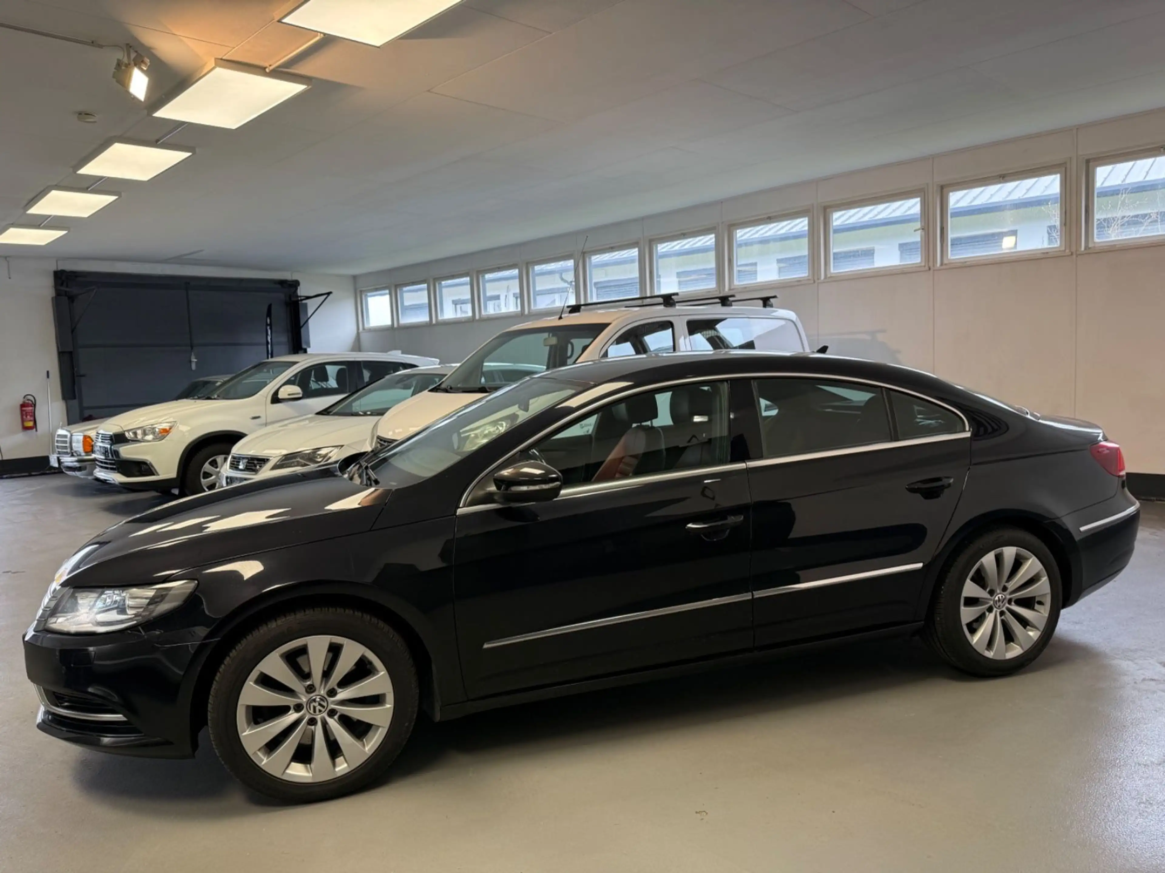 Volkswagen CC 2.0 TDI*DSG*BI COLOR LEDER*NAVI*AHK*BI XENON* — photo 9