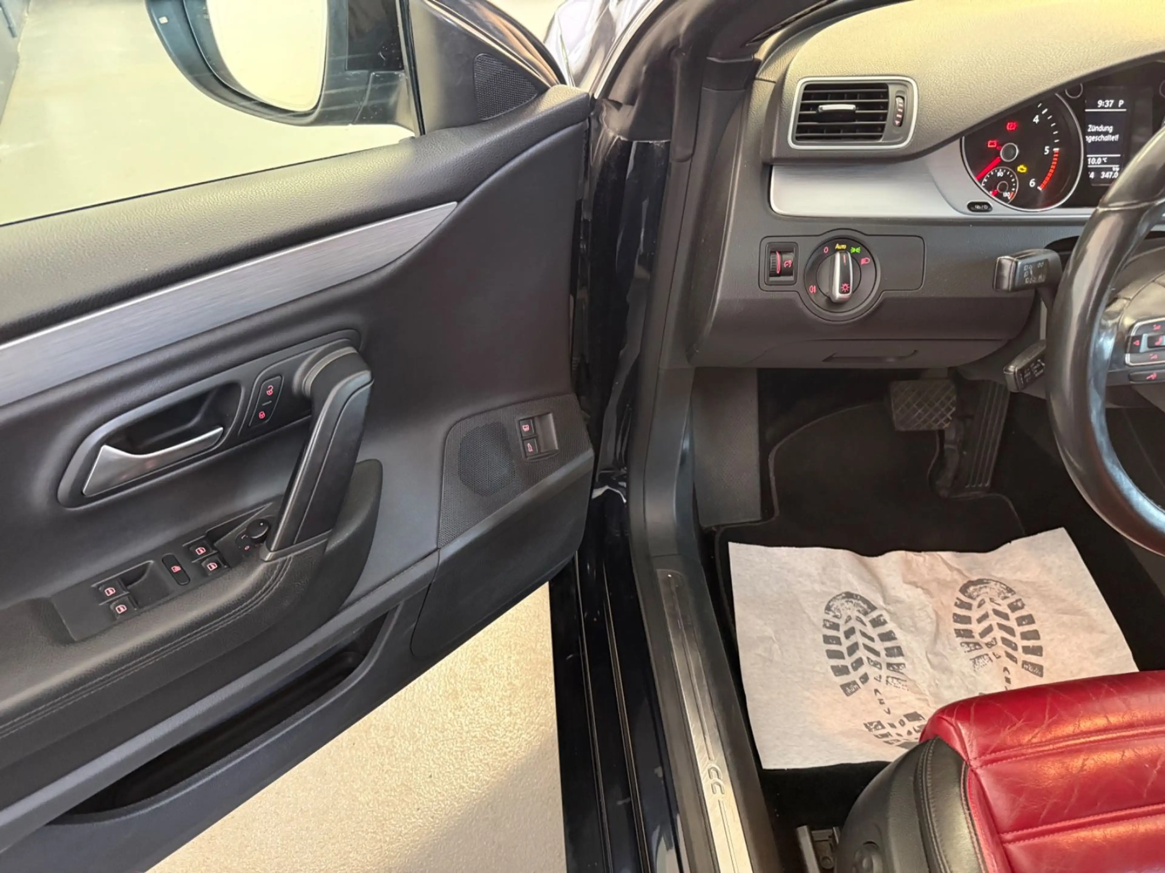 Volkswagen CC 2.0 TDI*DSG*BI COLOR LEDER*NAVI*AHK*BI XENON* — photo 13