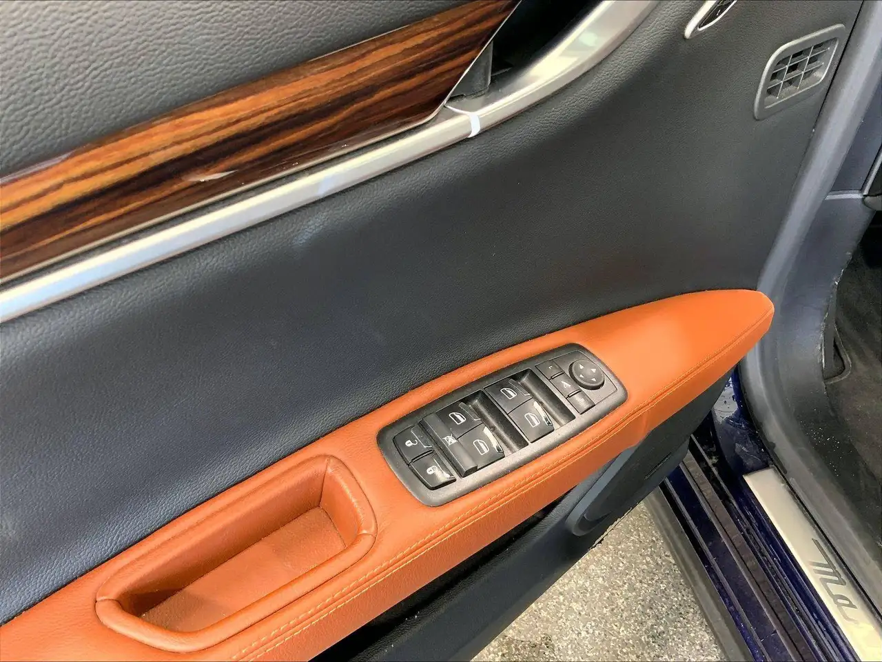 Maserati Ghibli снимка Maserati Ghibli