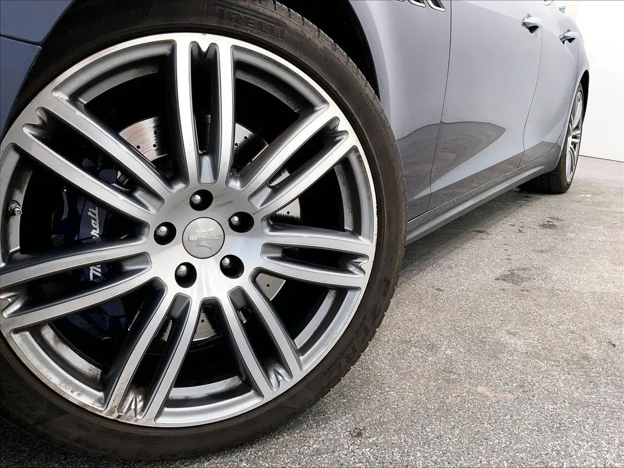 Maserati Ghibli снимка Maserati Ghibli