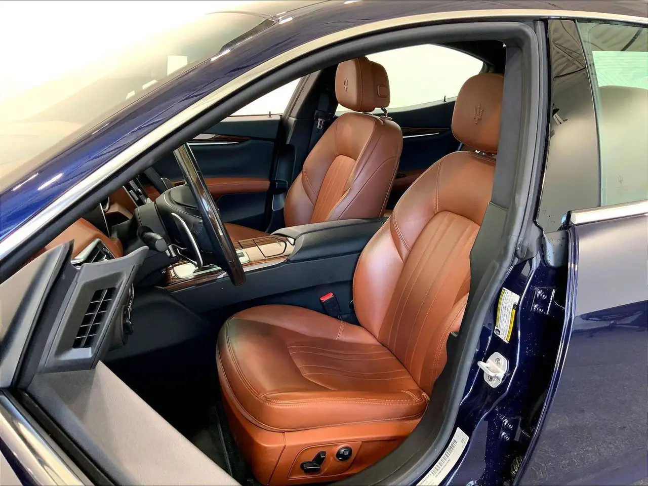 Maserati Ghibli снимка Maserati Ghibli