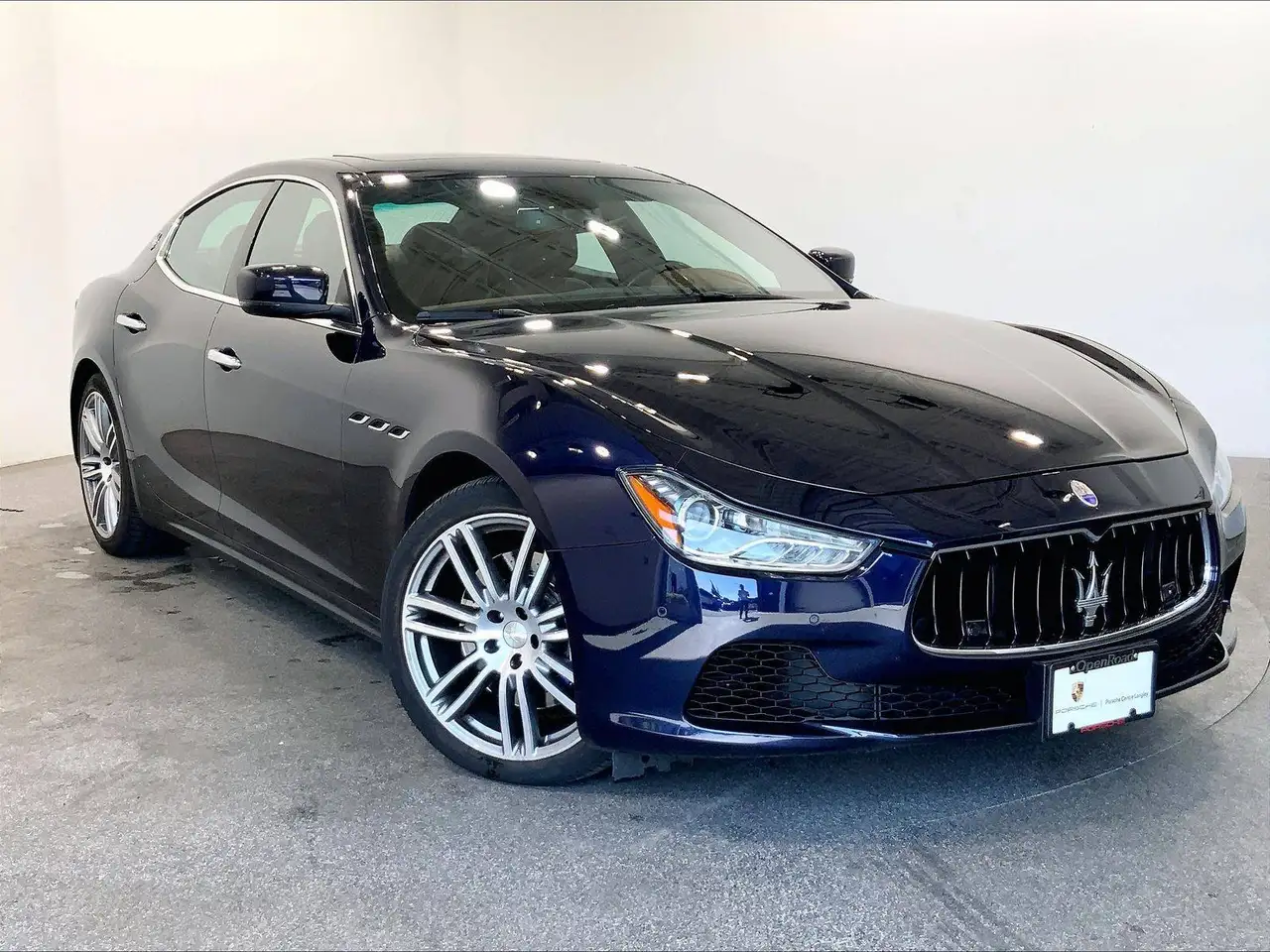 Maserati Ghibli снимка Maserati Ghibli