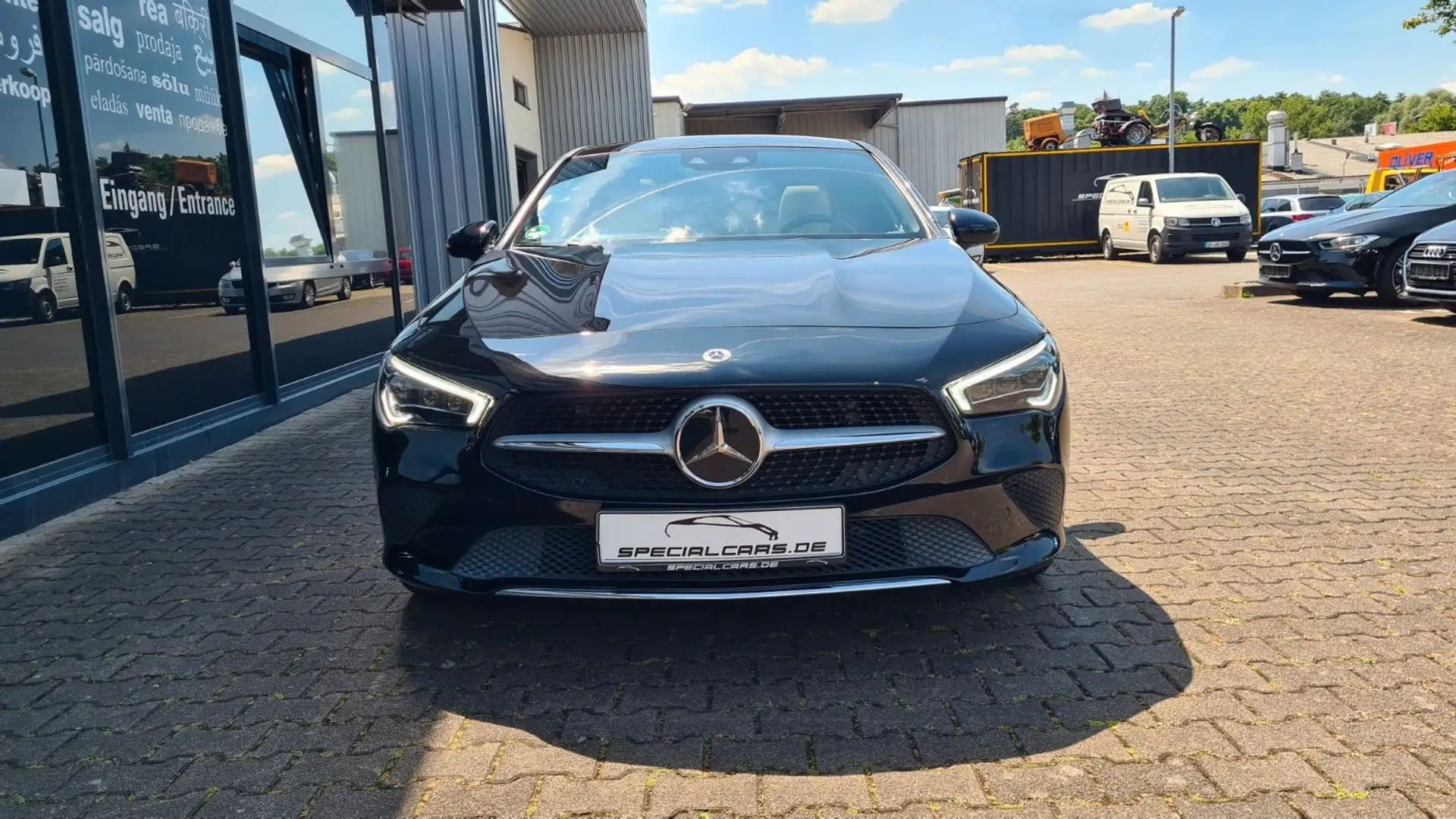 Mercedes-Benz CLA 180 d SB 8g DCT - MULTIBEAM - PANO - ASSISTS Schwarz - 2