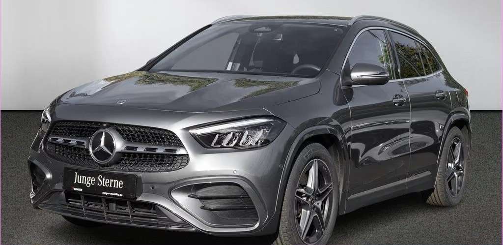 Mercedes-Benz GLA 200