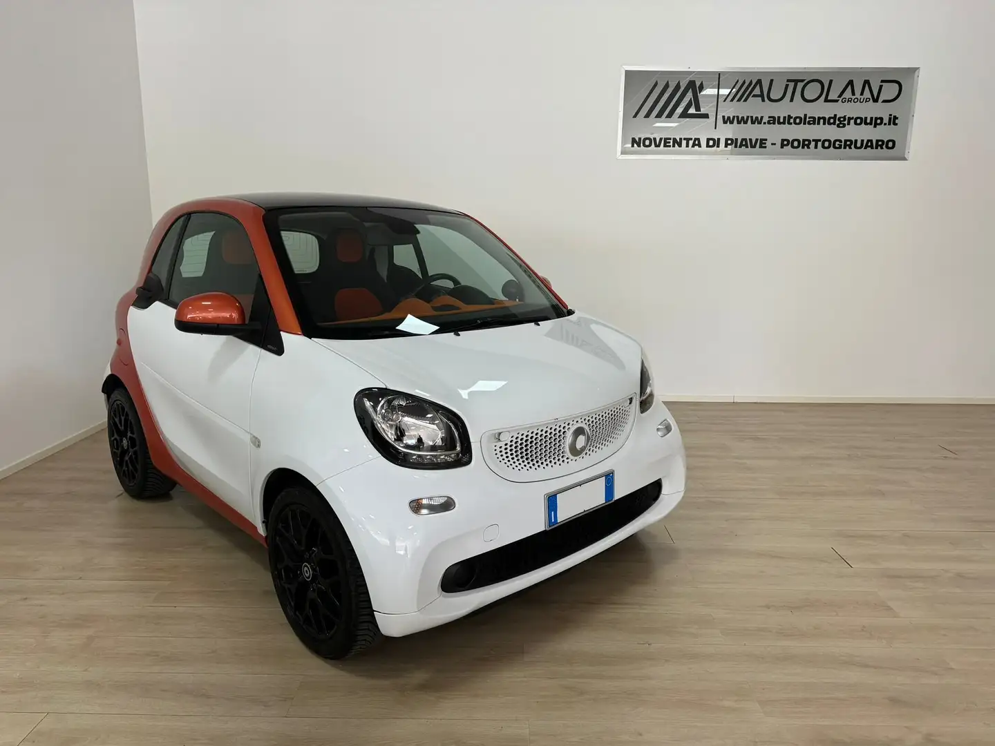 smart forTwo Fortwo 1.0 Urban (sport edition1) 71cv Bianco - 1