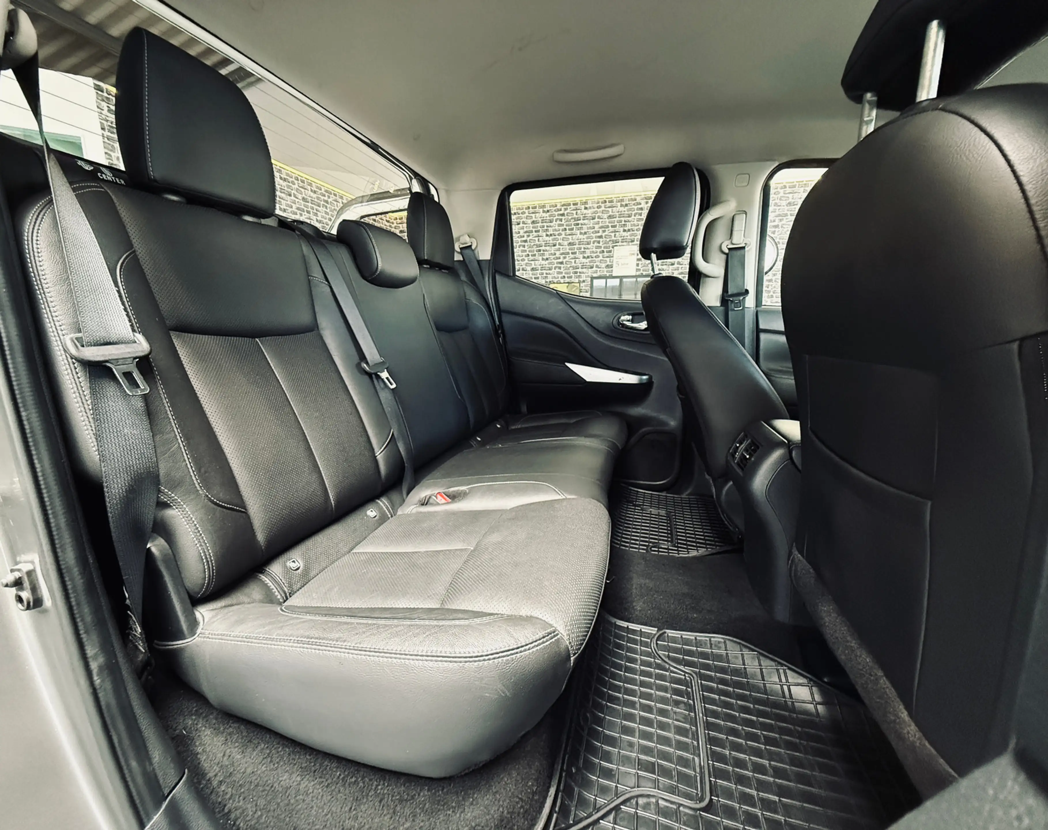 Nissan Navara NP300 Tekna Double Cab 4x4 |KAMERA|NAVI|LED| — photo 12