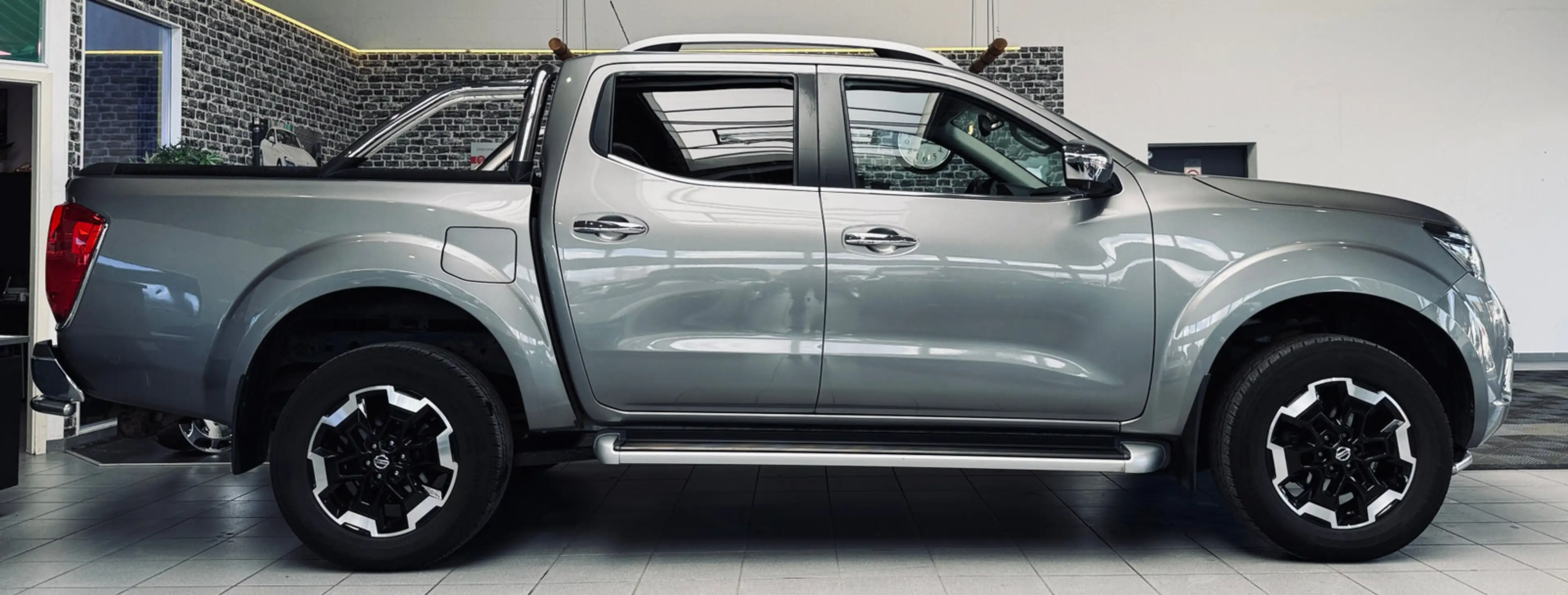 Nissan Navara NP300 Tekna Double Cab 4x4 |KAMERA|NAVI|LED| — photo 4