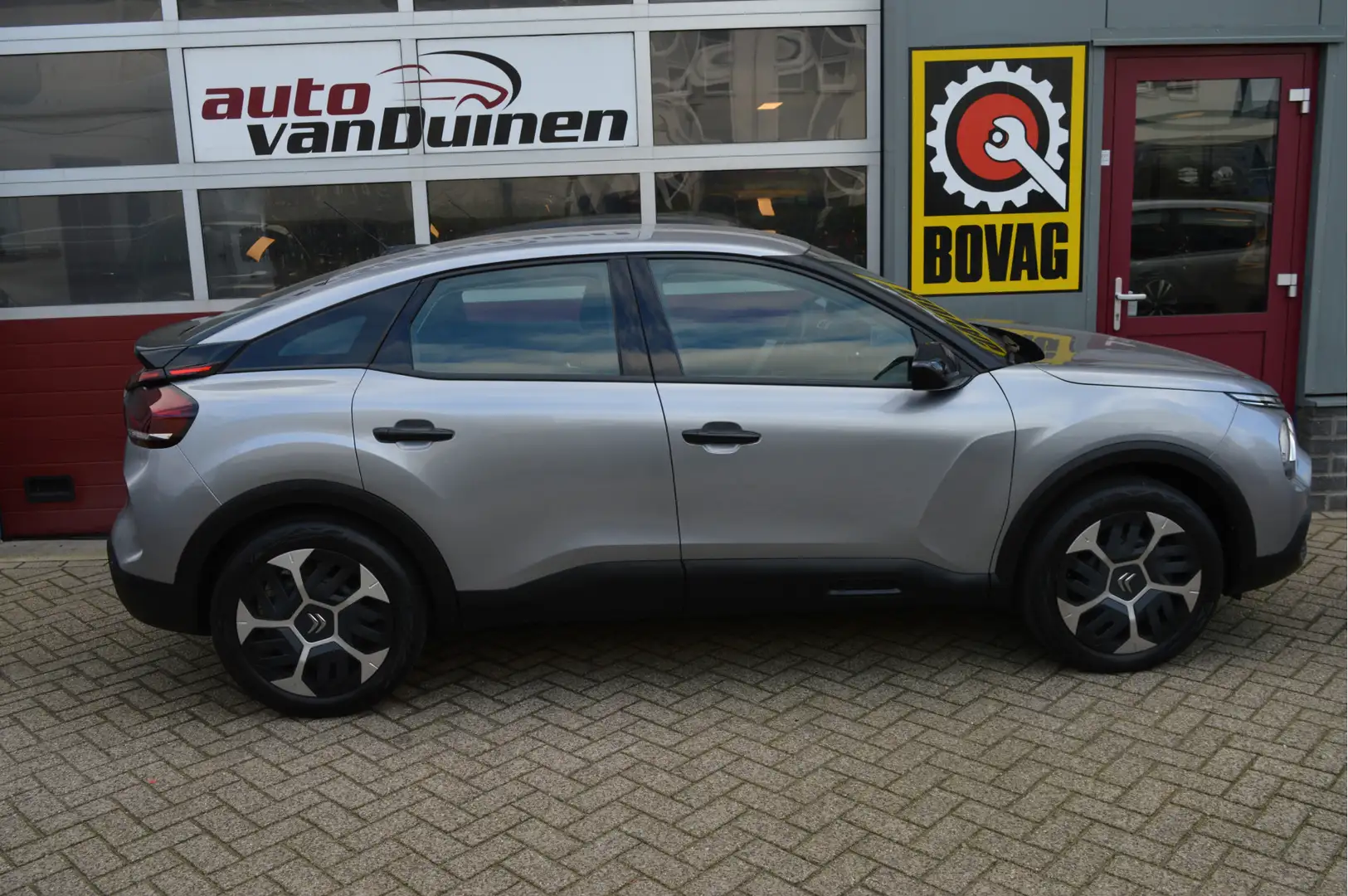 Citroen C4 1.2 Puretech Feel O.a: Trekhaak afneembaar, PDC, C Grijs - 2