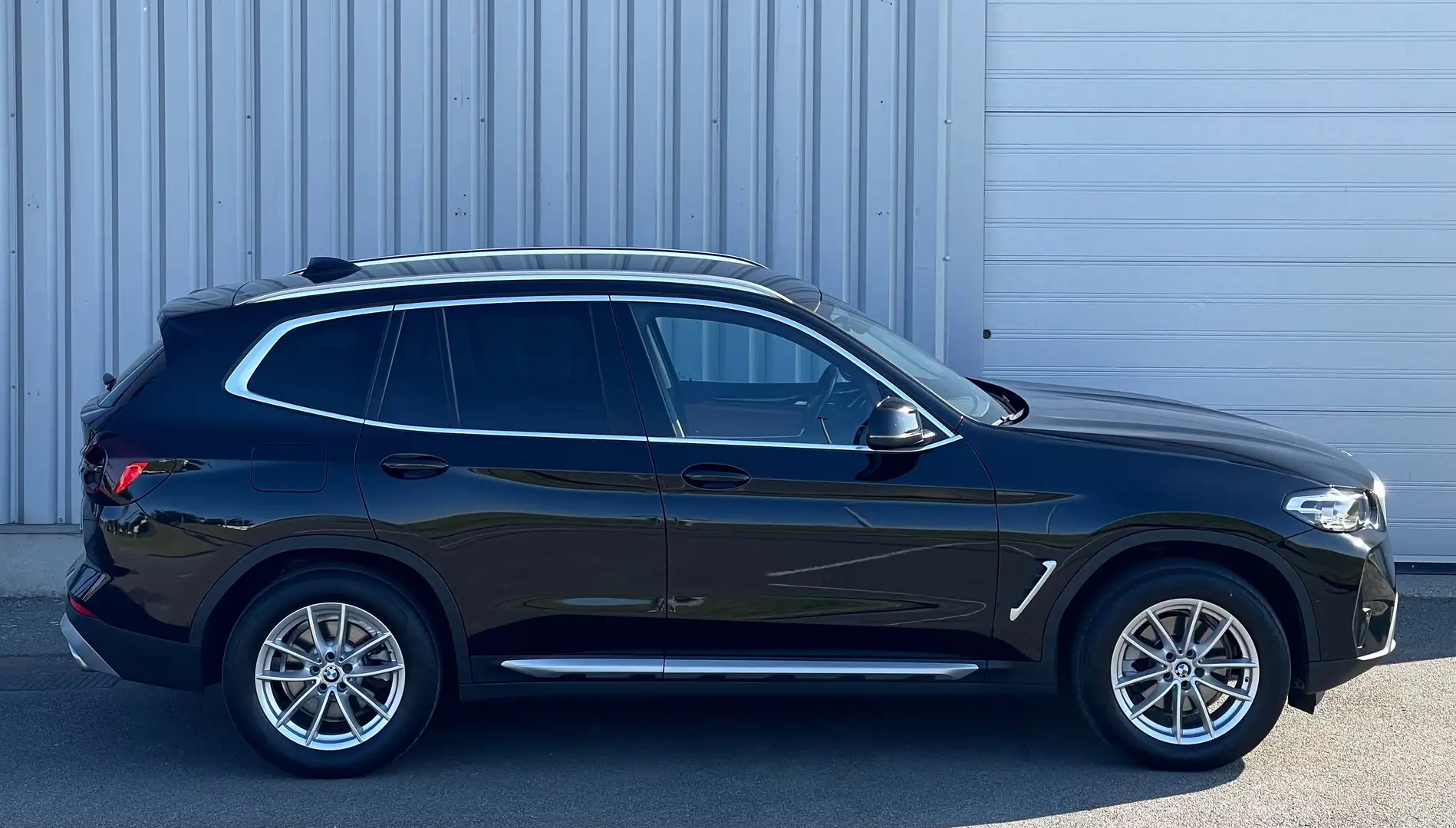 BMW X3 2.0iA xDrive20 MHEV - 1ST Owner Noir - 2