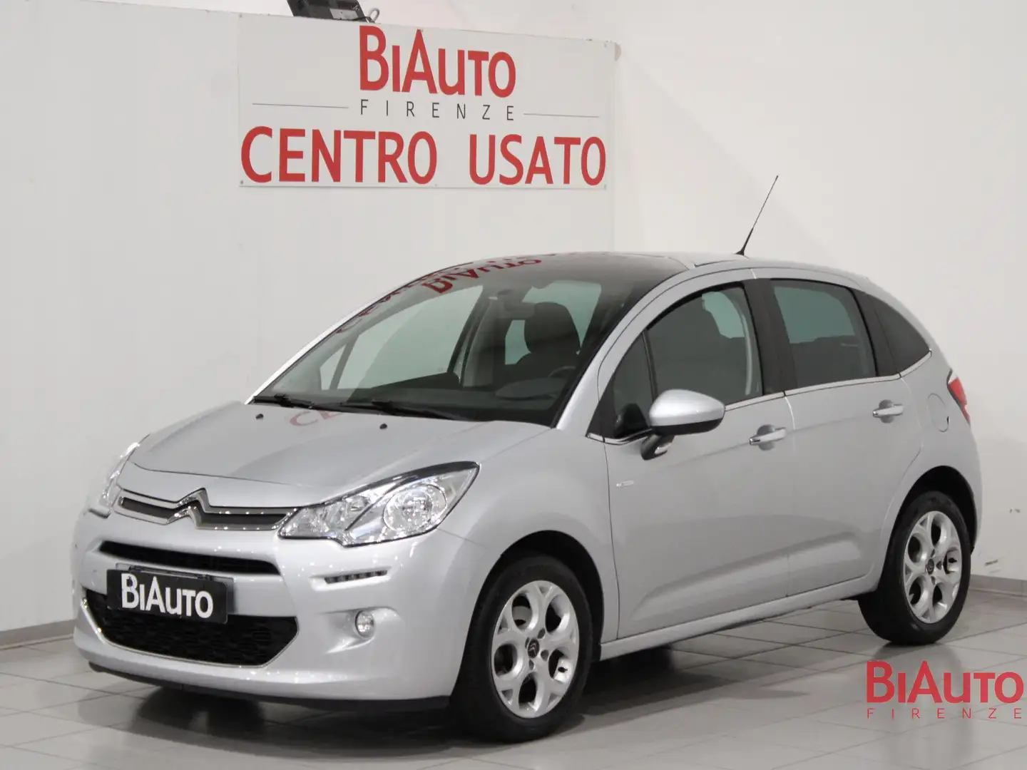 Citroen C3 C3 PureTech 82 Exclusive Argento - 1