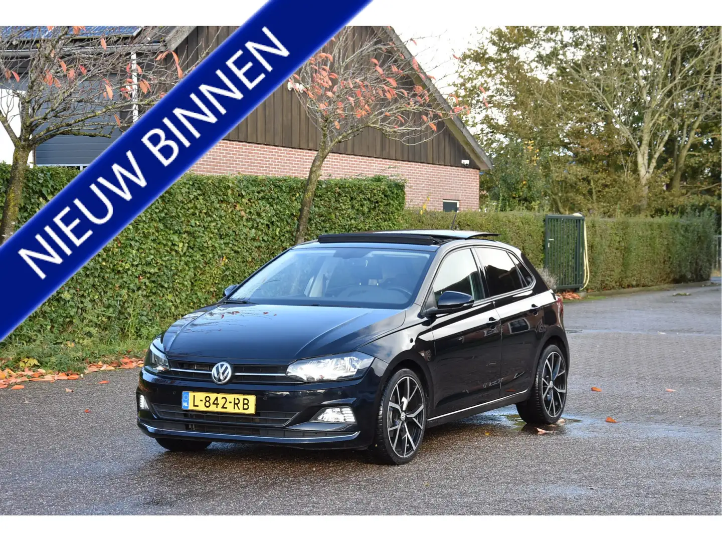 Volkswagen Polo 96 PK TSI DSG Pano ECC ACC stoelverw. Business edi Noir - 1