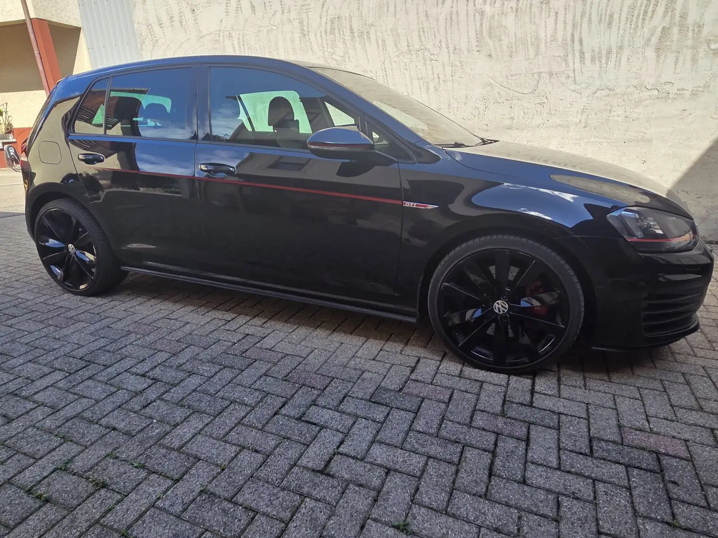 Volkswagen Golf GTI Performance BlueMotion Technology DSG Schwarz - 2