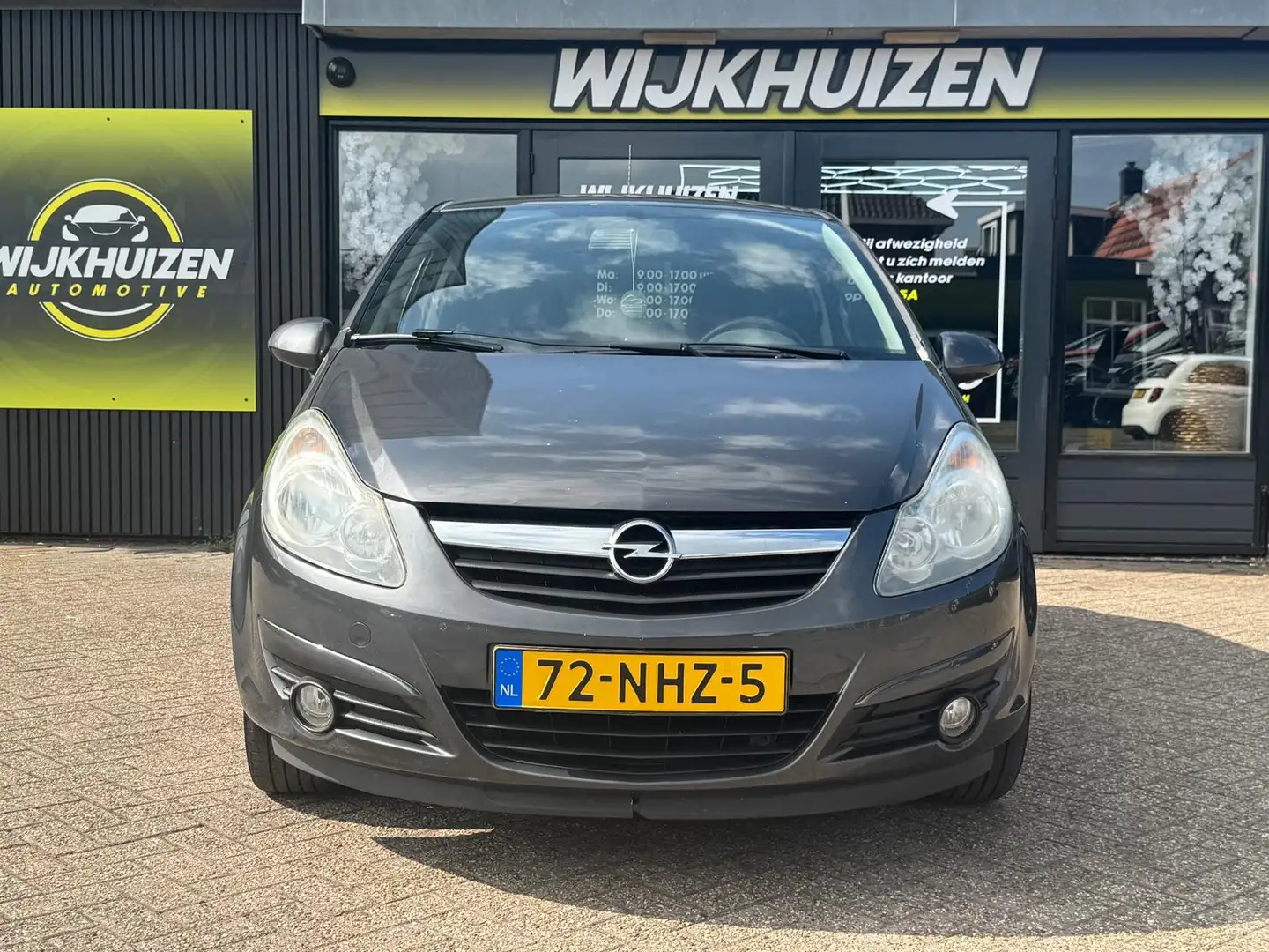Opel Corsa 1.2-16V '111' Edition Automaat met Airco !!! 16 In Gris - 2