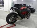 Ducati Diavel Carbon Red*Akrapovic*LED*1.Hand*7650 km Gris - thumbnail 4