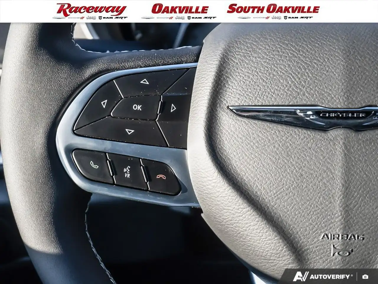 Chrysler Grand Caravan снимка Chrysler Grand Caravan