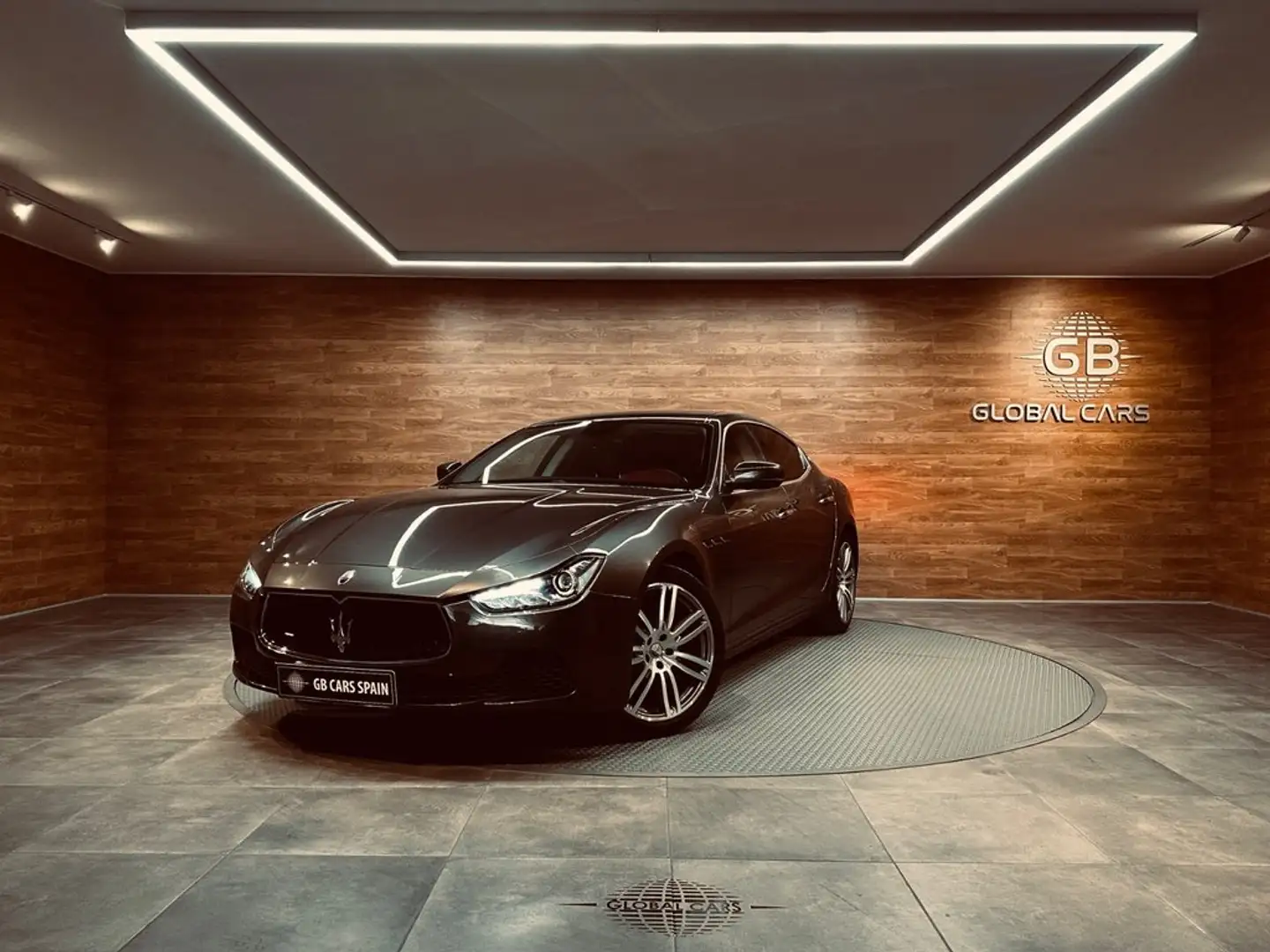 Maserati Ghibli 3.0 V6 DS RWD Grijs - 1