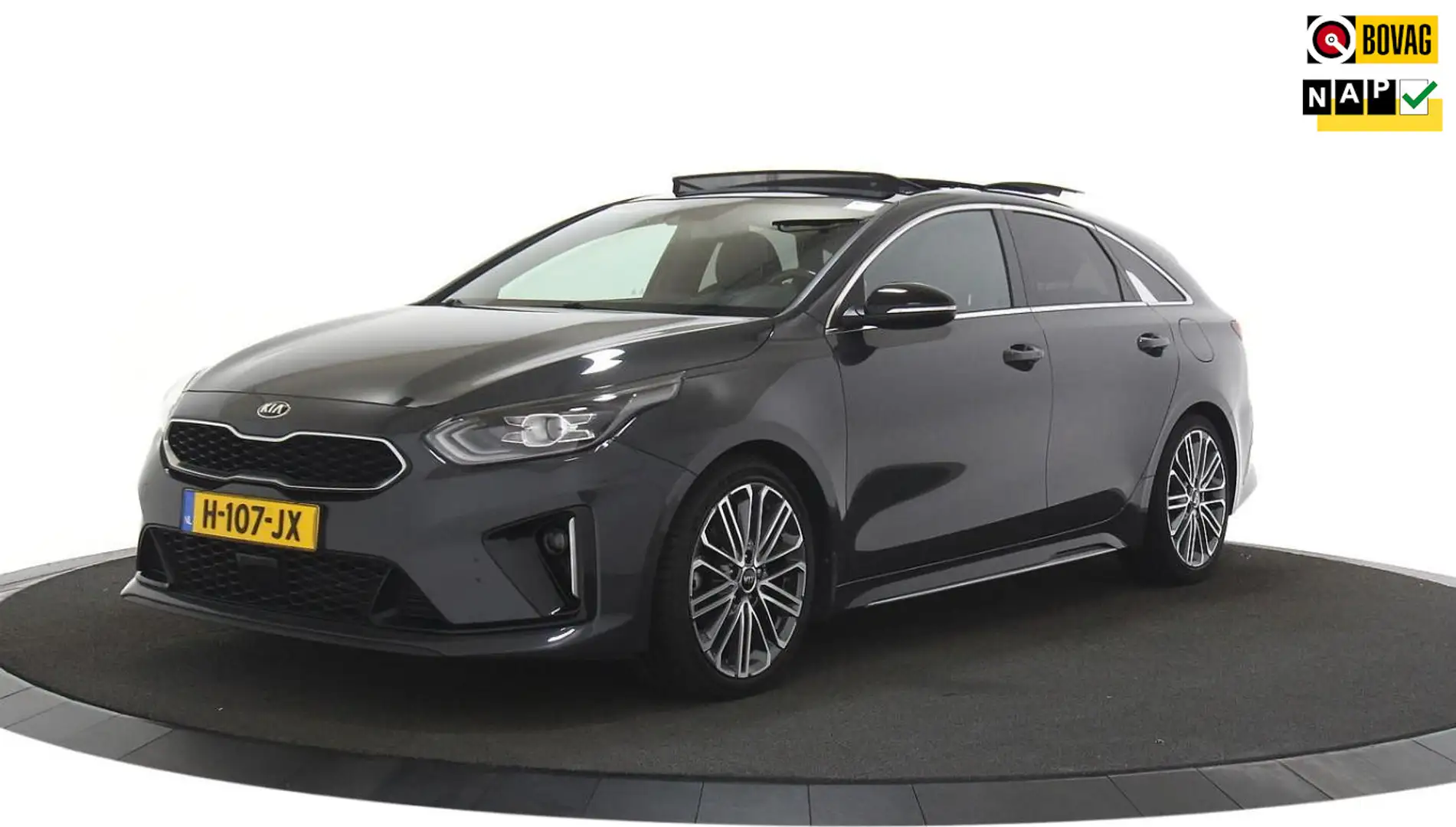 Kia ProCeed / pro_cee'd 1.4 T-GDI GT-PlusLine - Automaat - Pano/schuifdak Grijs - 1