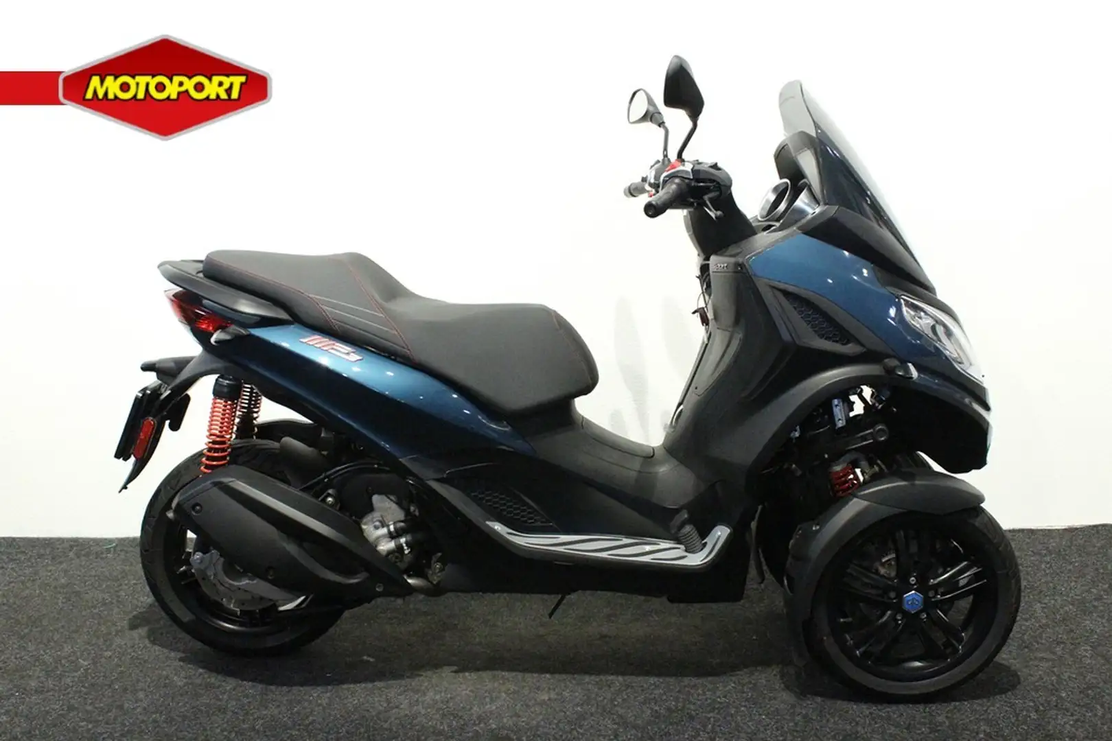 Piaggio MP3 300 LT HPE SPORT Blauw - 1