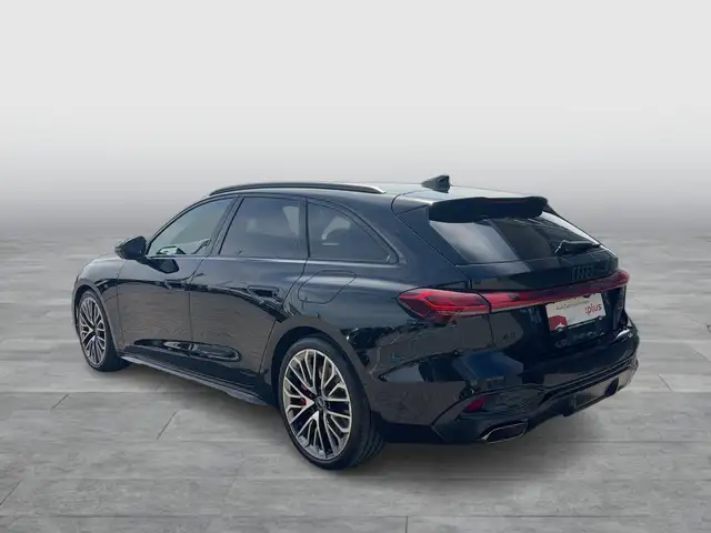 Audi A5 view 4