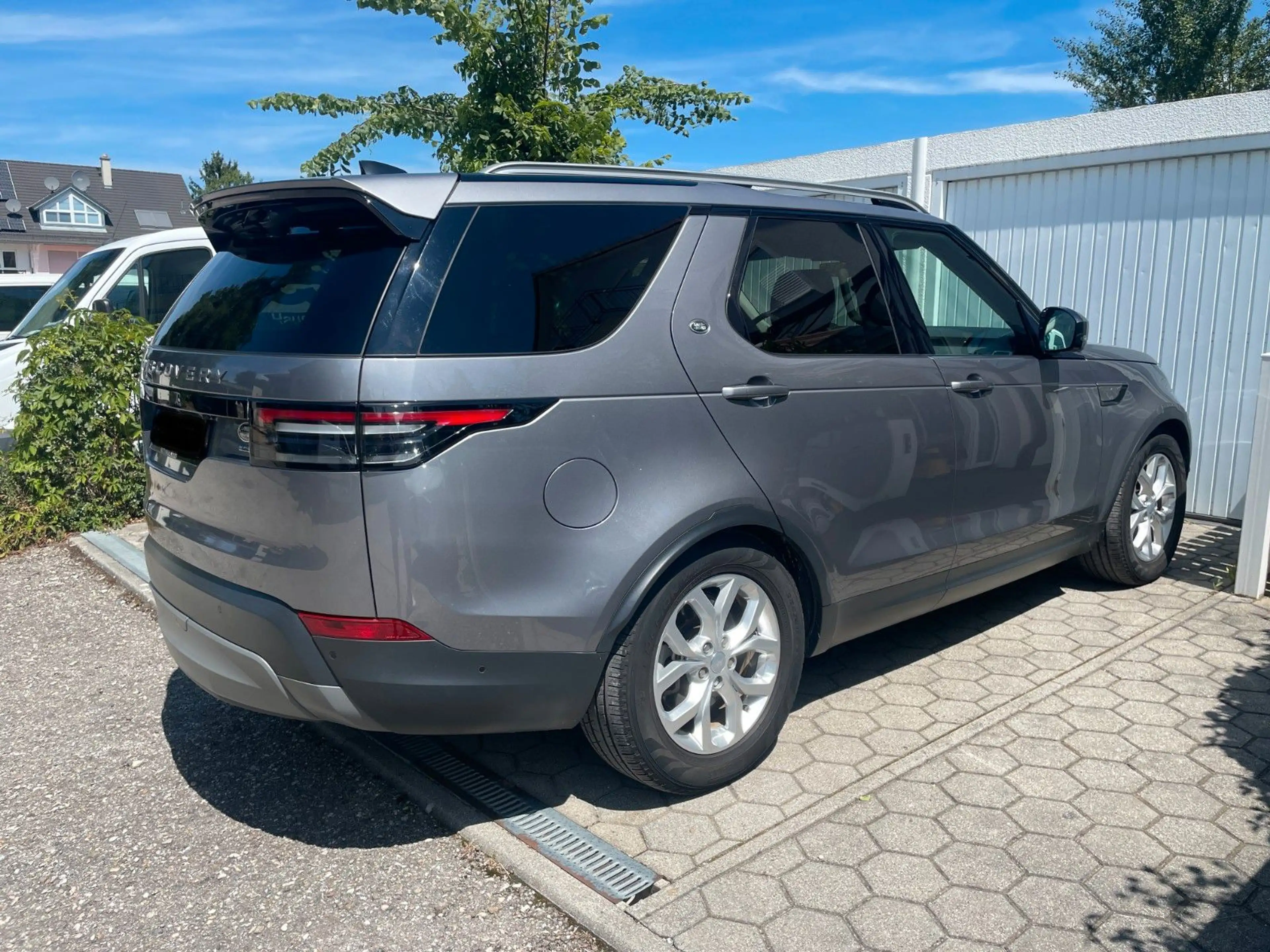 Land Rover Discovery 5 SE 3.0 SDV6 7 Sitze AHK ACC — photo 6