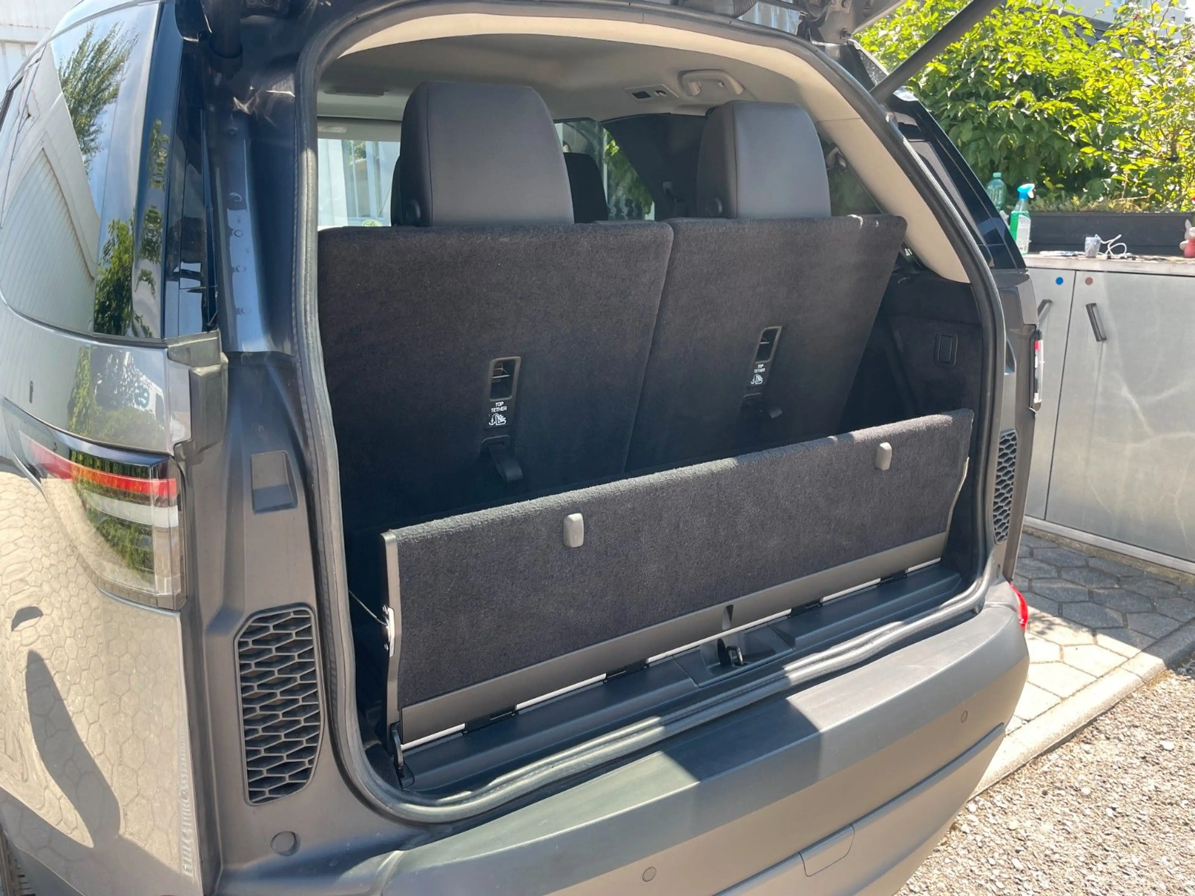 Land Rover Discovery 5 SE 3.0 SDV6 7 Sitze AHK ACC — photo 12