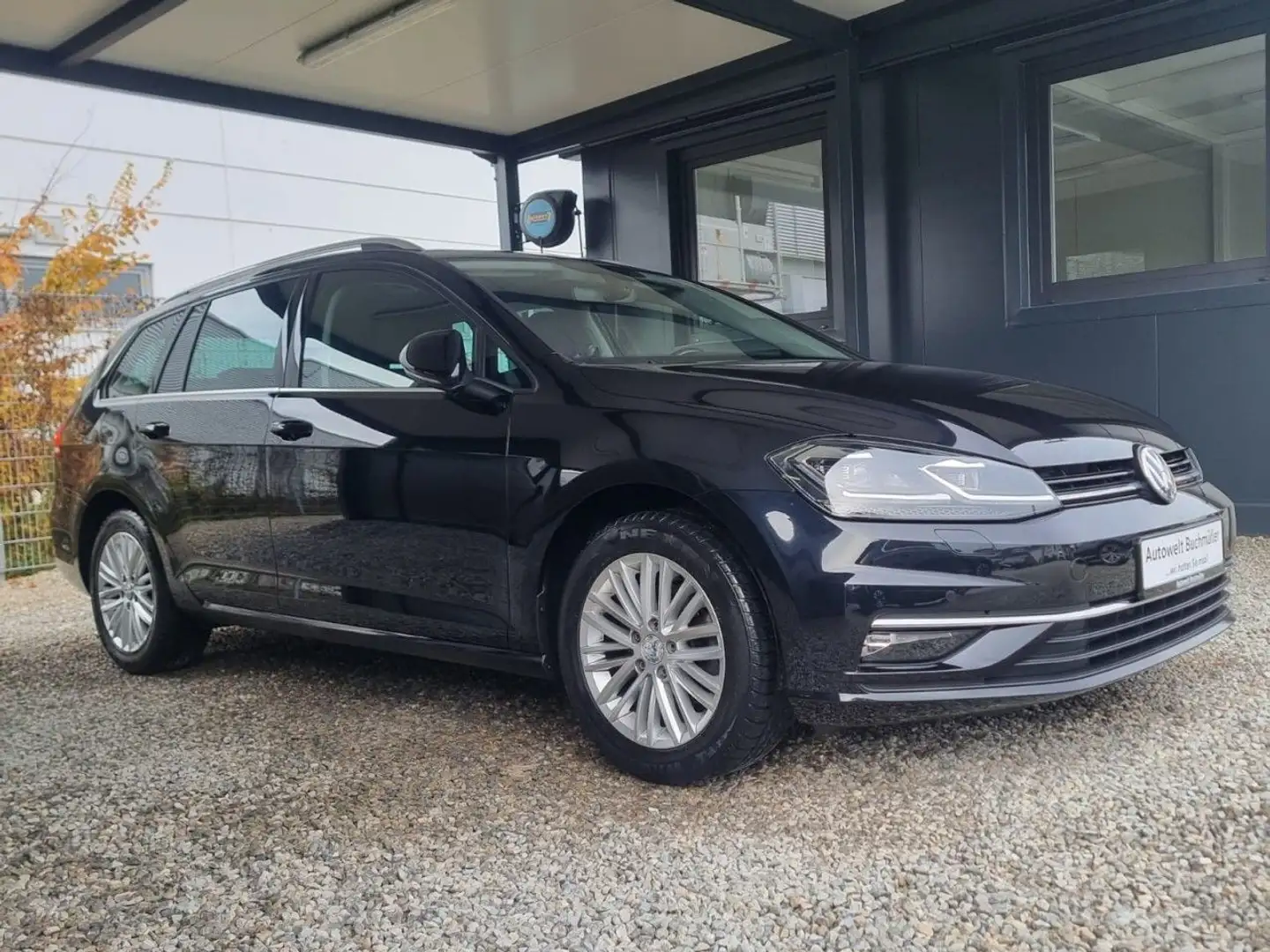 Volkswagen Golf 7 Variant,1.5 TSI DSG,T-LEDER,NAVI,ACC,LED Schwarz - 2