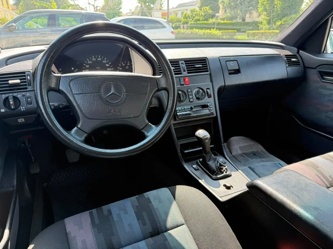 Mercedes-Benz C 180 Classic c/2airbag, foto 11